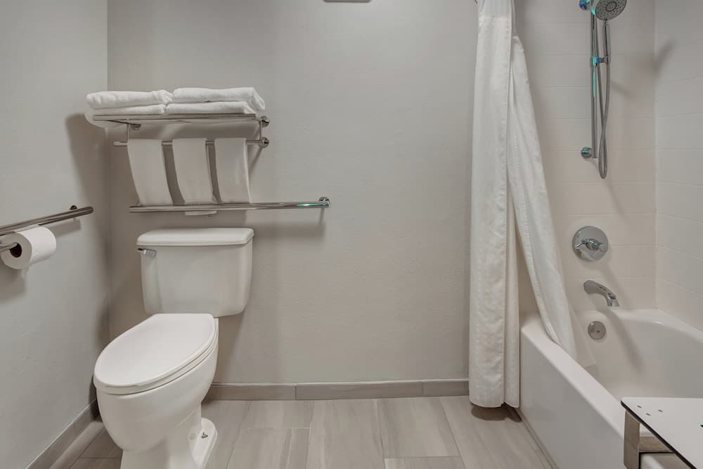 Holiday Inn Express Portland East - Troutdale by IHG
