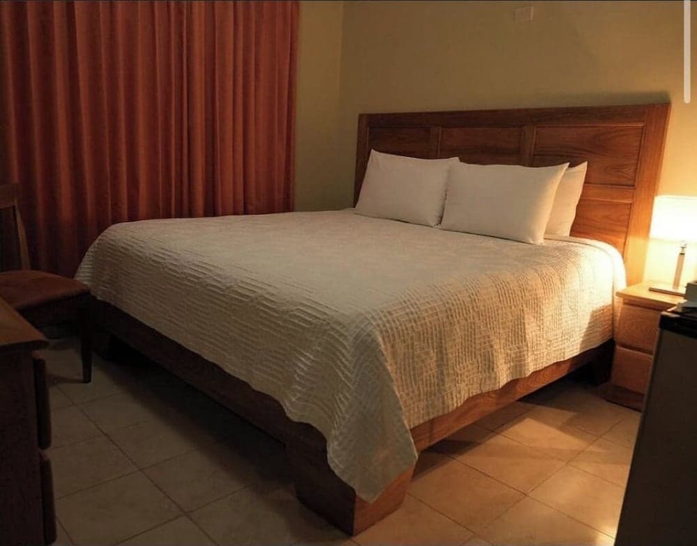 Hotel Century Plaza