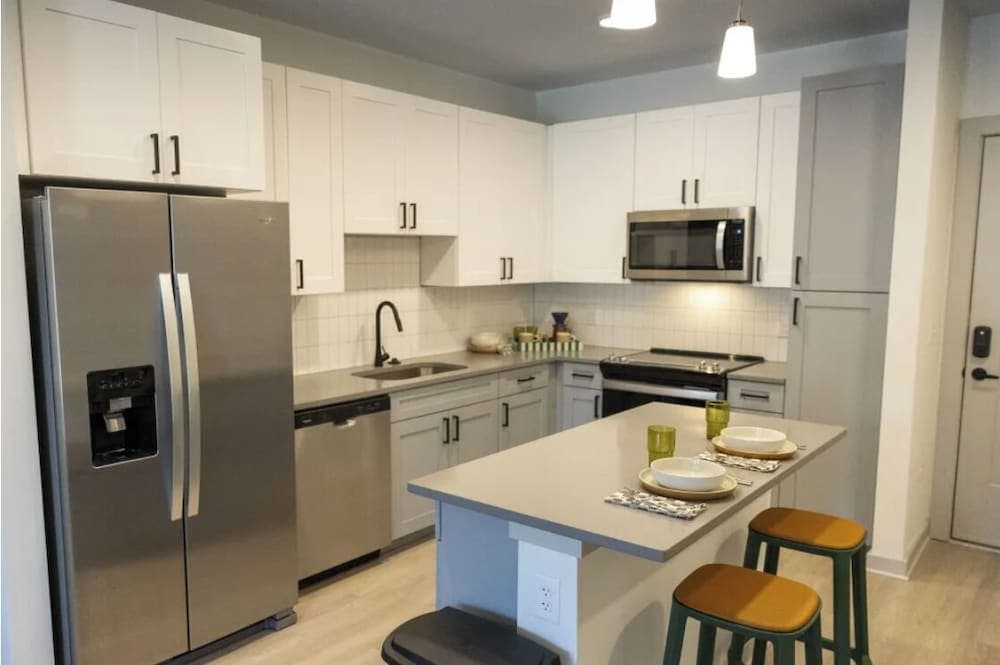 Historic Springfield Apartments by Landing