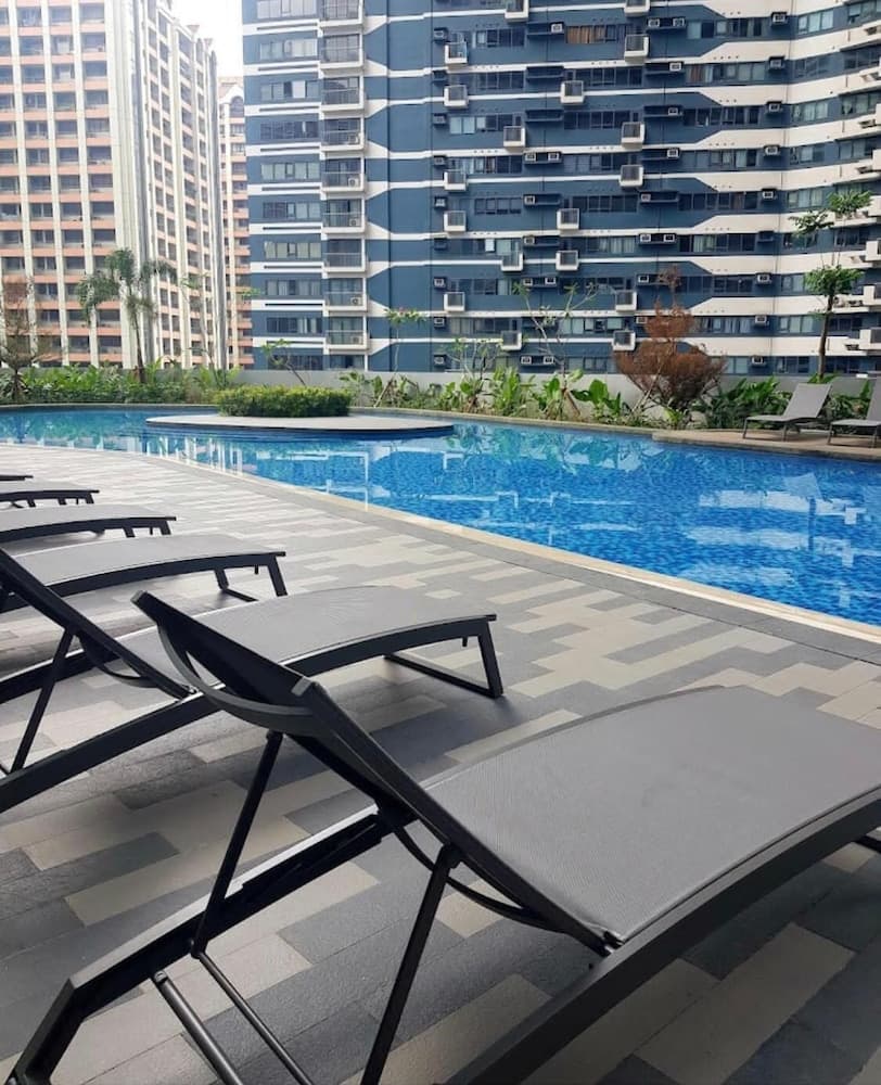 Sunset View at Air Residences Makati