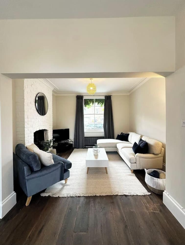 Luxury Leamington Spa House With 3 Bedrooms