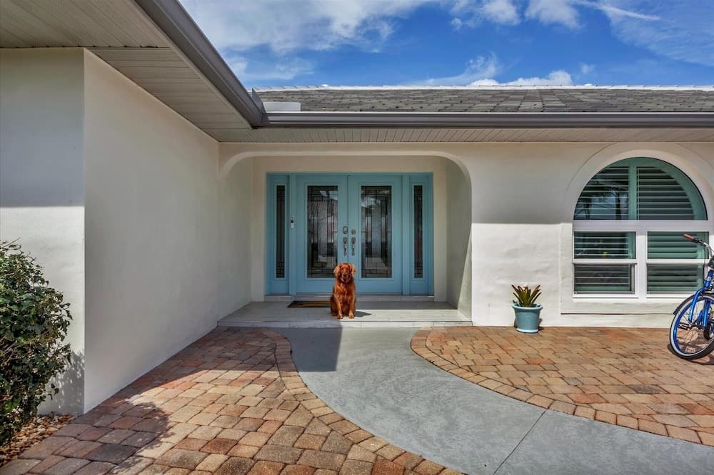 Punta Gorda 3-Bedroom Canalfront Vacation Home with Pool 3 Home