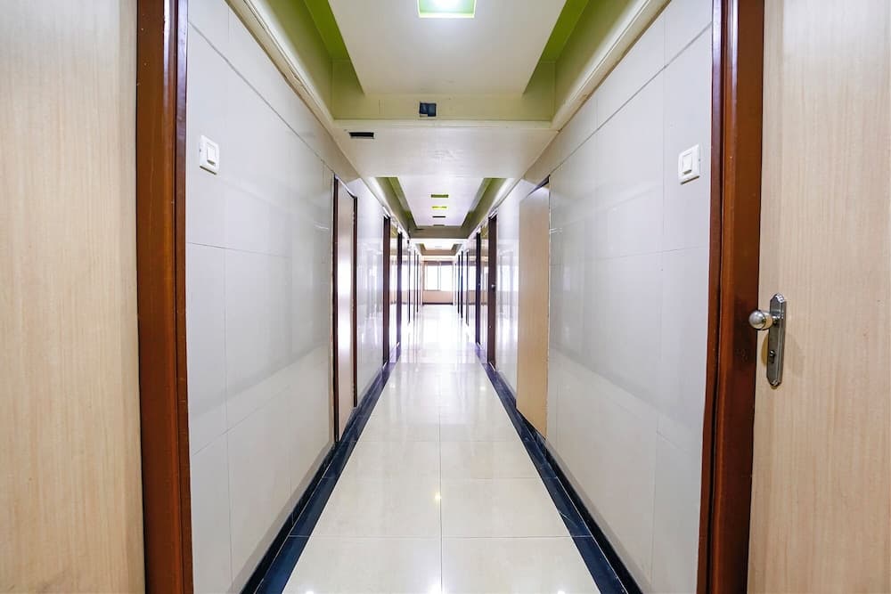 Fabhotel Guru Heritage