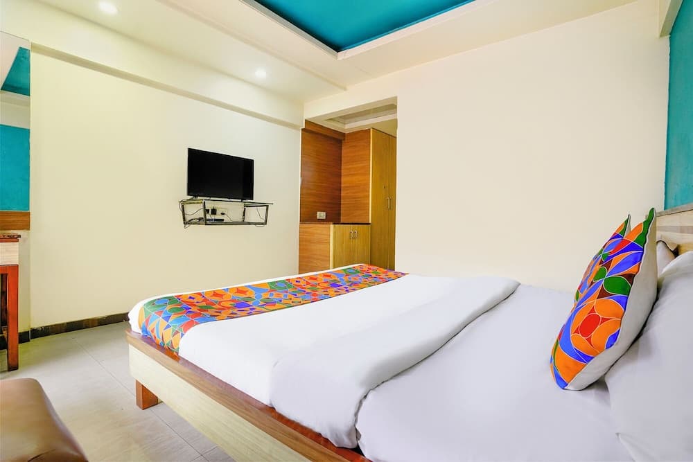 Fabhotel Guru Heritage