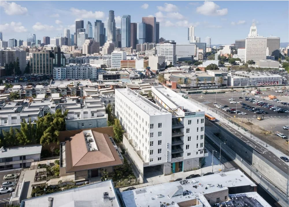 StaysPro - Cityscape Luxury Rental Homes in the Heart of Los Angeles