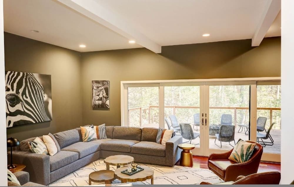 Soleil Manor White Plains