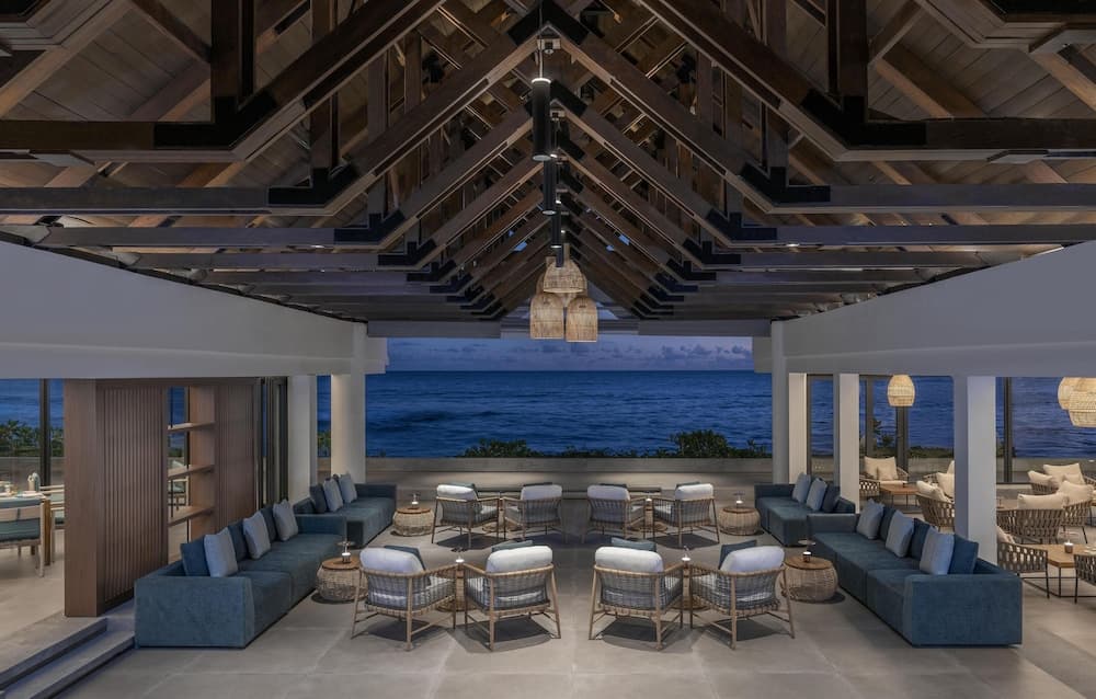 Avani+ Barbarons Seychelles
