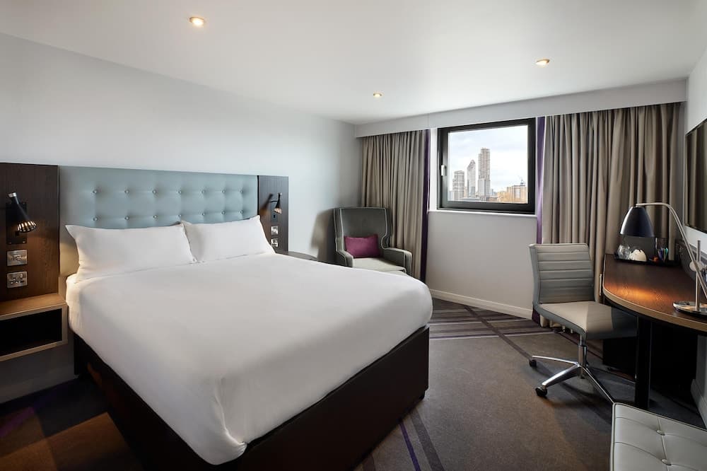 Premier Inn Staines upon Thames