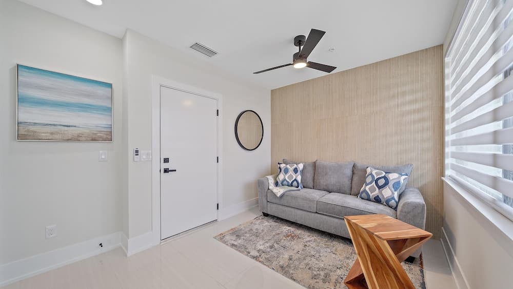 Coastal Moderne 2 Bedroom Townhouse