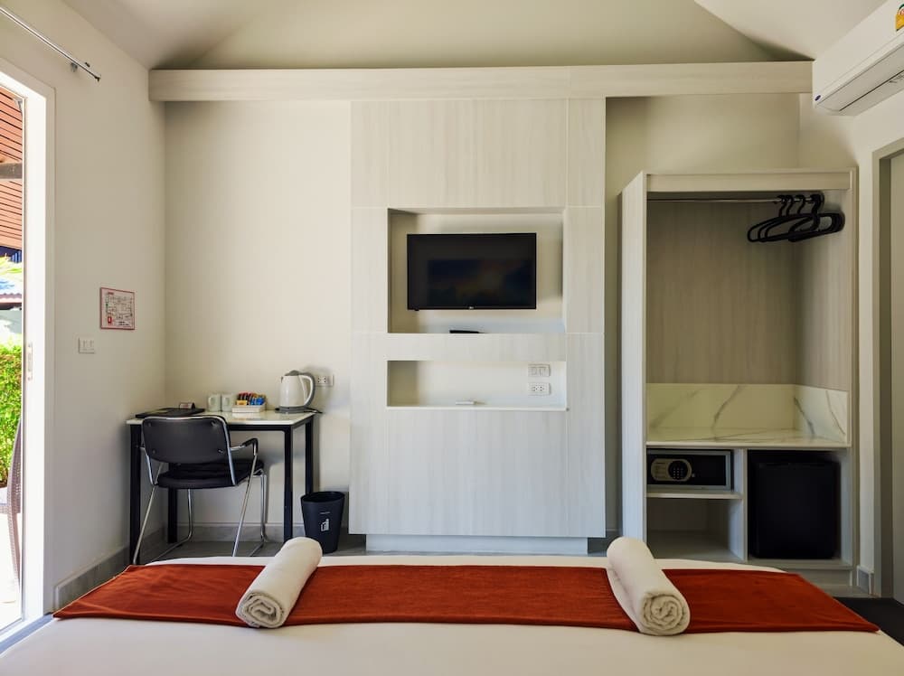 Phuket Airport Hotel