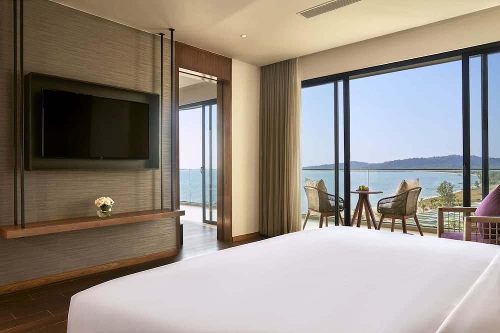 Mövenpick Resort Waverly Phu Quoc