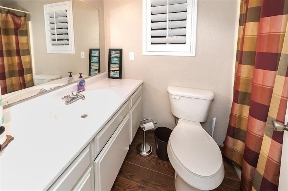 Arrowhead With Pool 2 Bedroom Condo by RedAwning