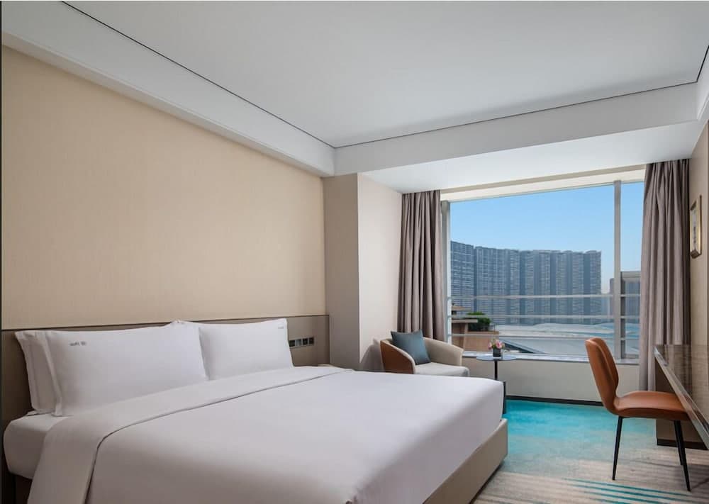 Holiday Inn Chengdu Century City-WestTower by IHG