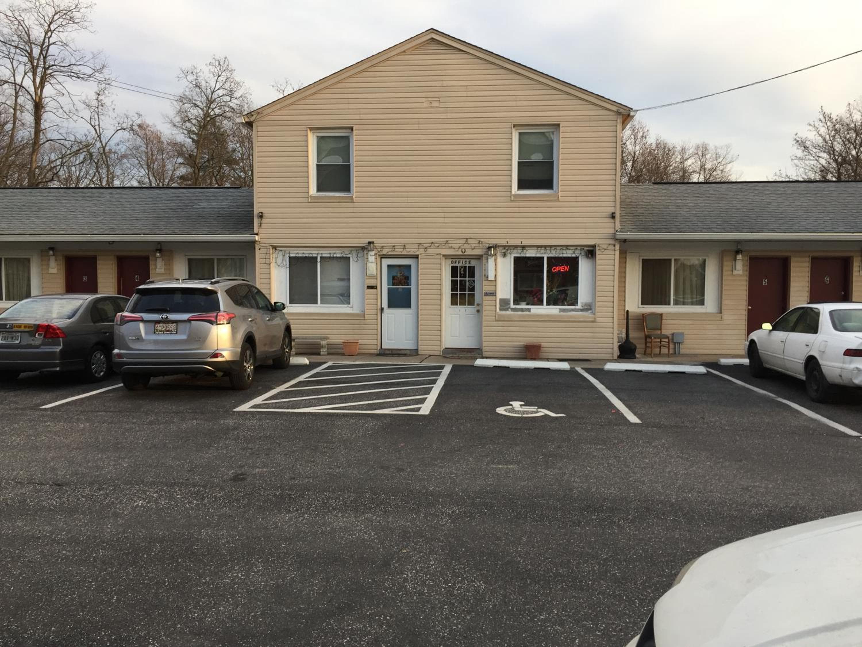 Colony inn motel