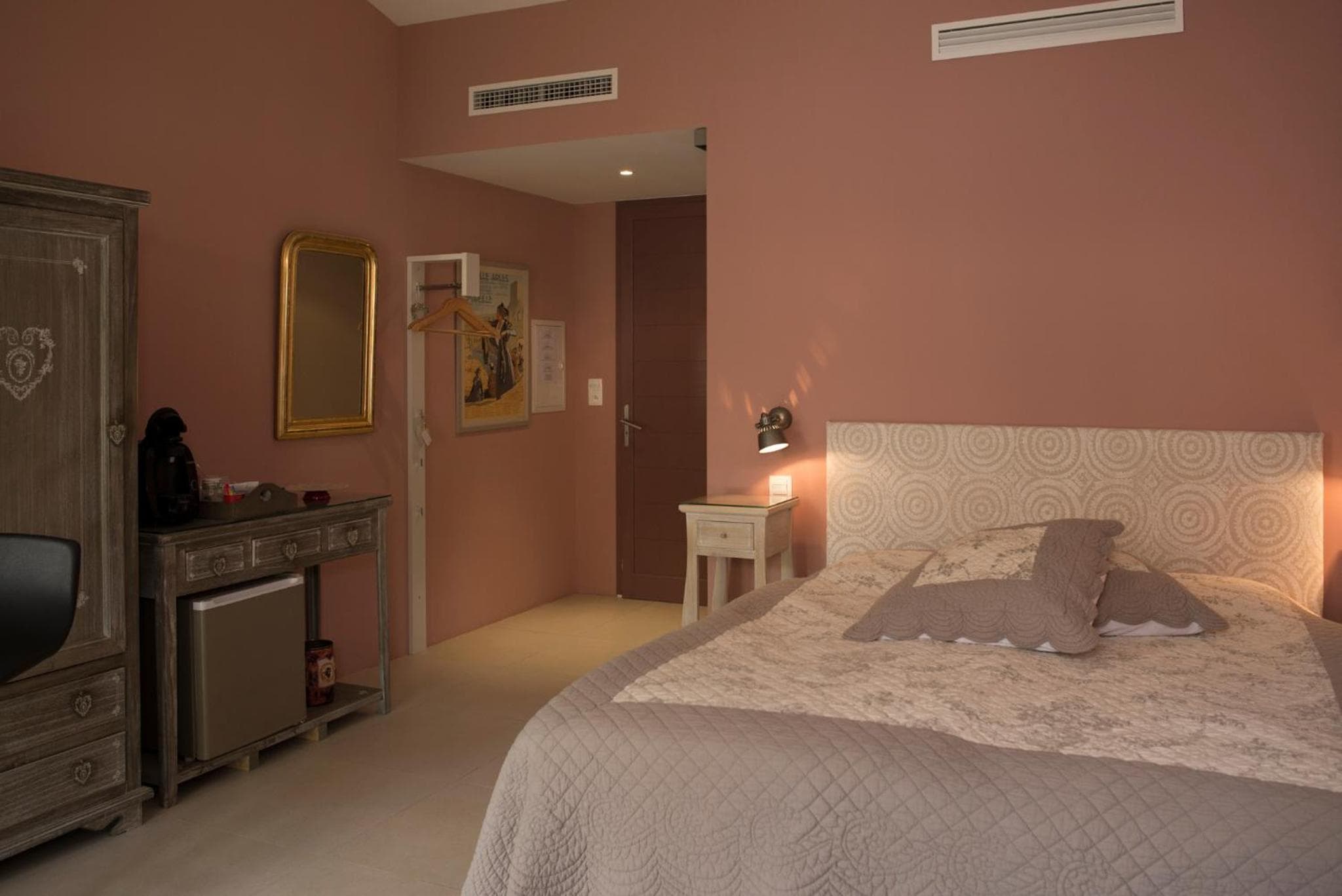 L' Oustau Blanc B&B
