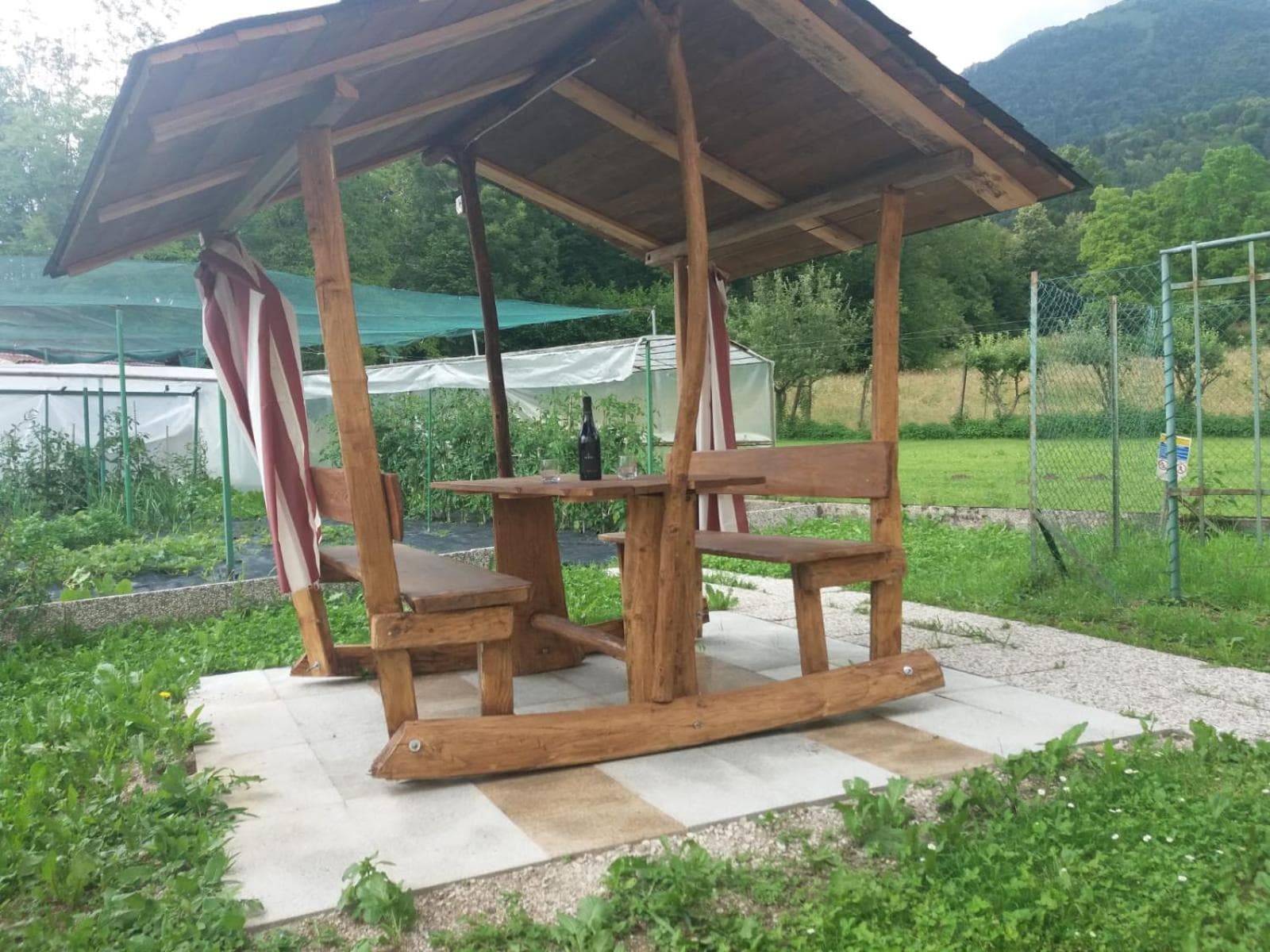 B&B Tisoi
