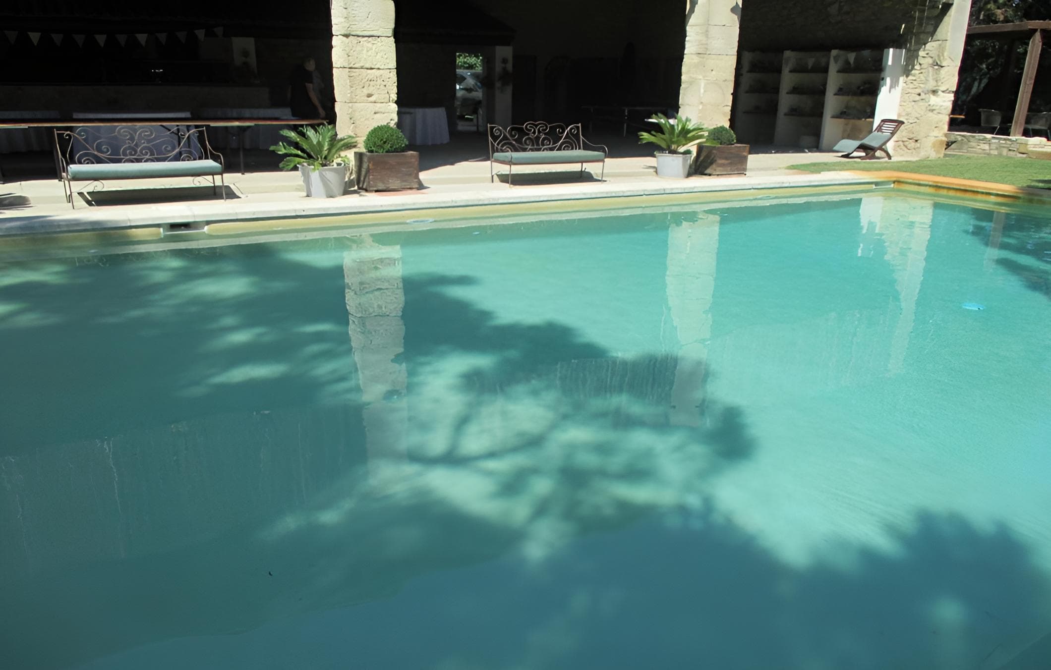swimming pool