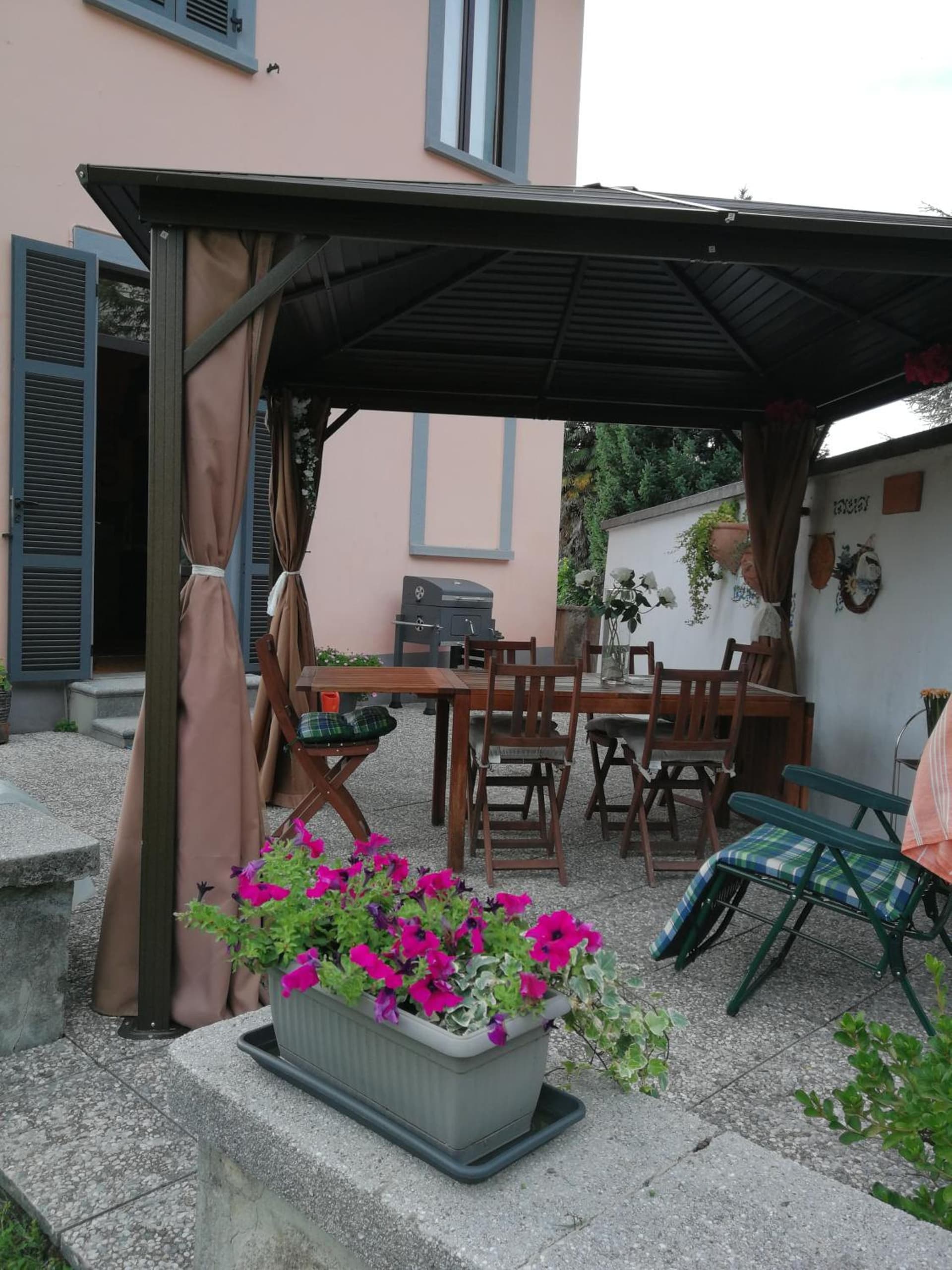 Zizzihome Bed and Breakfast