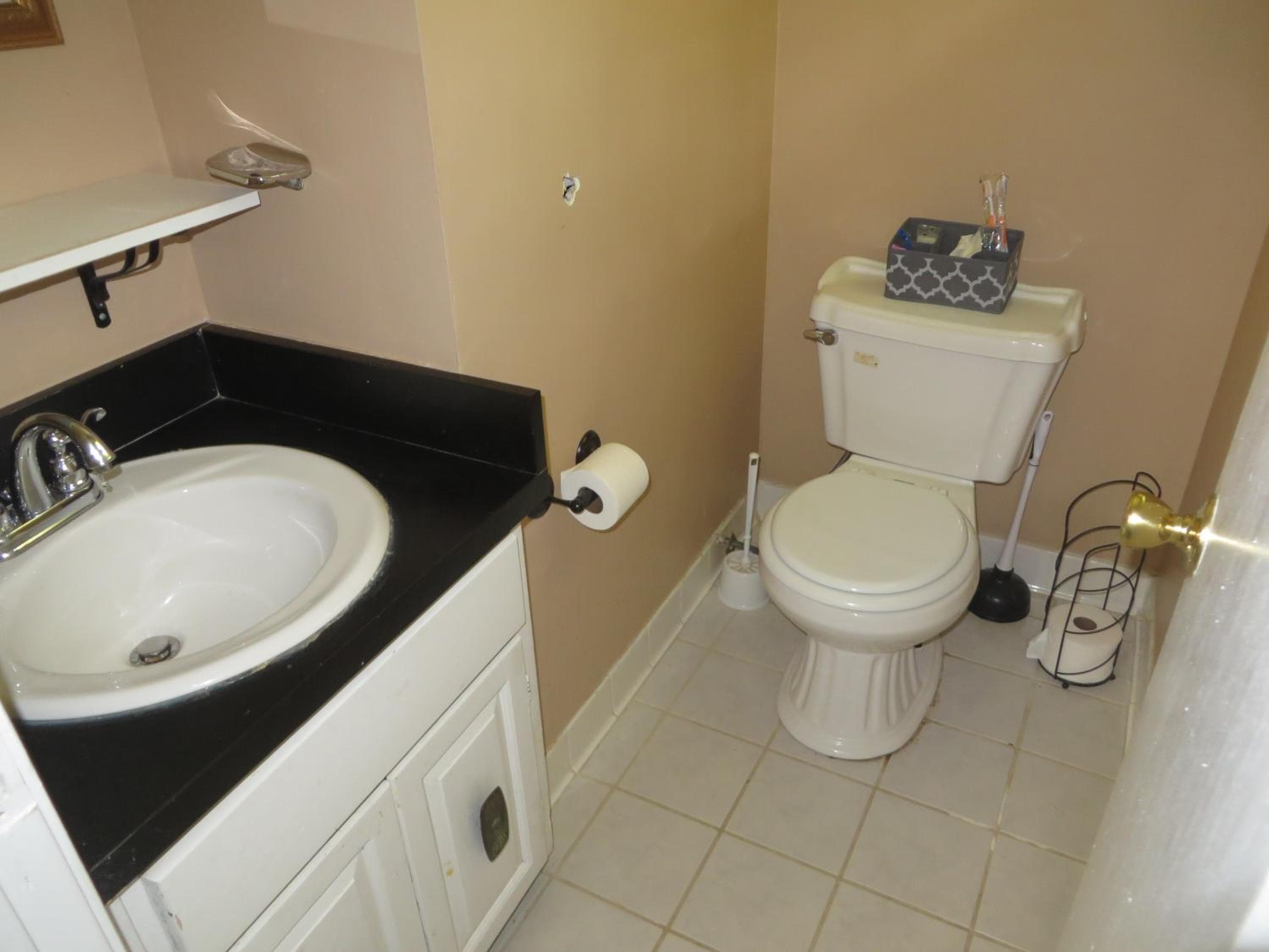 Atlanta Hartsfield Airport Guesthouse - Netflix Disney Amzn
