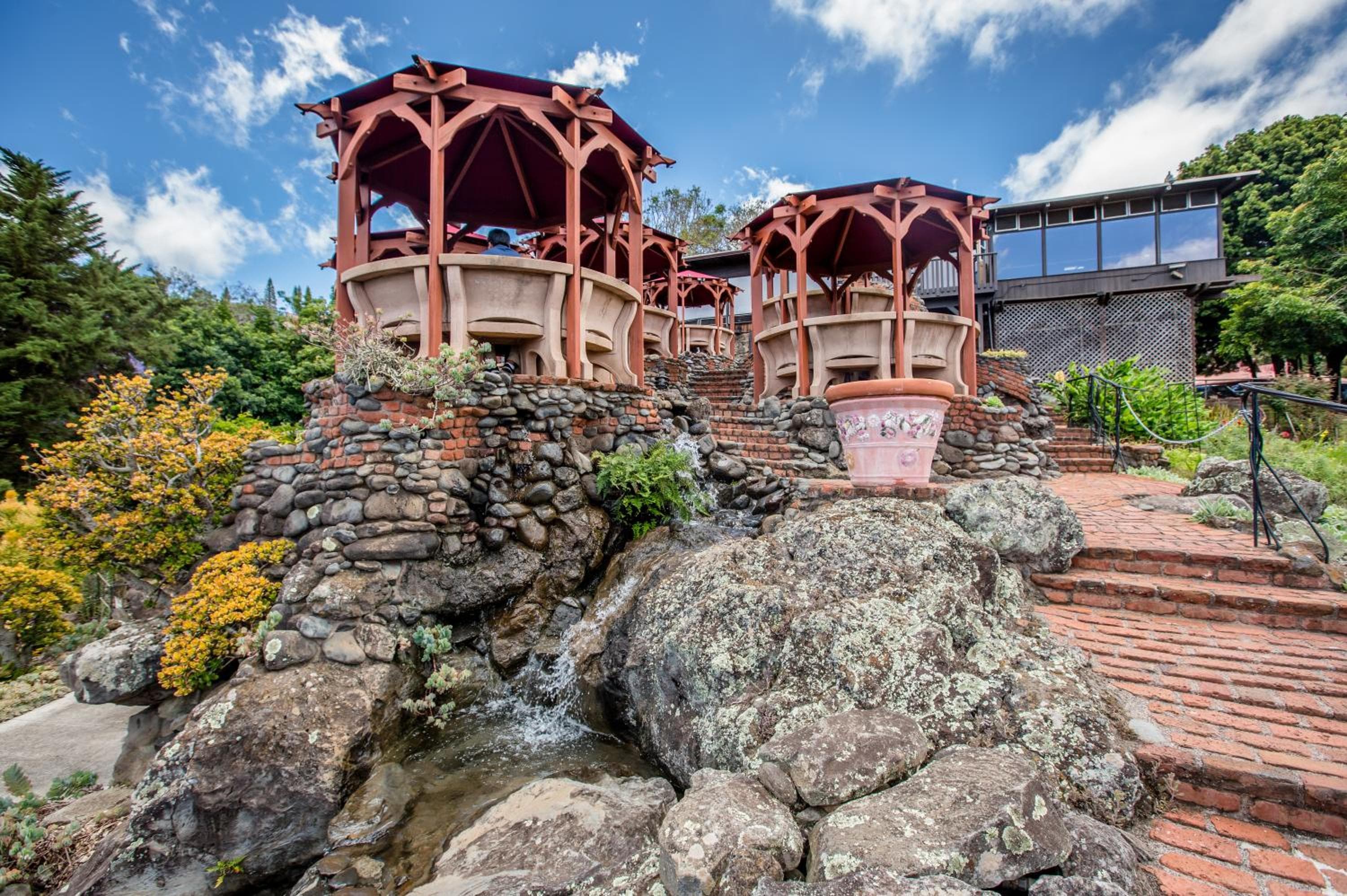 Kula Lodge