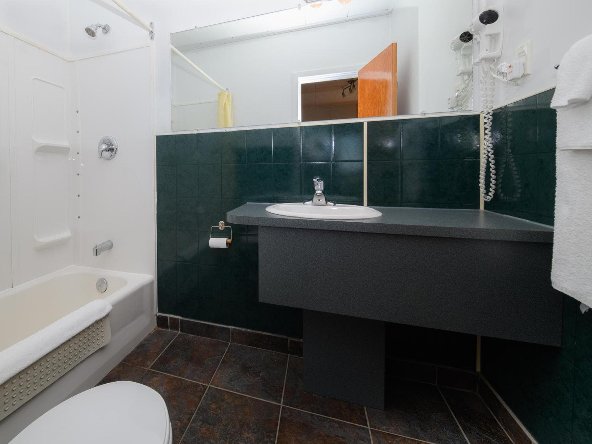 Au Pic de l'Aurore Motel-Chalets