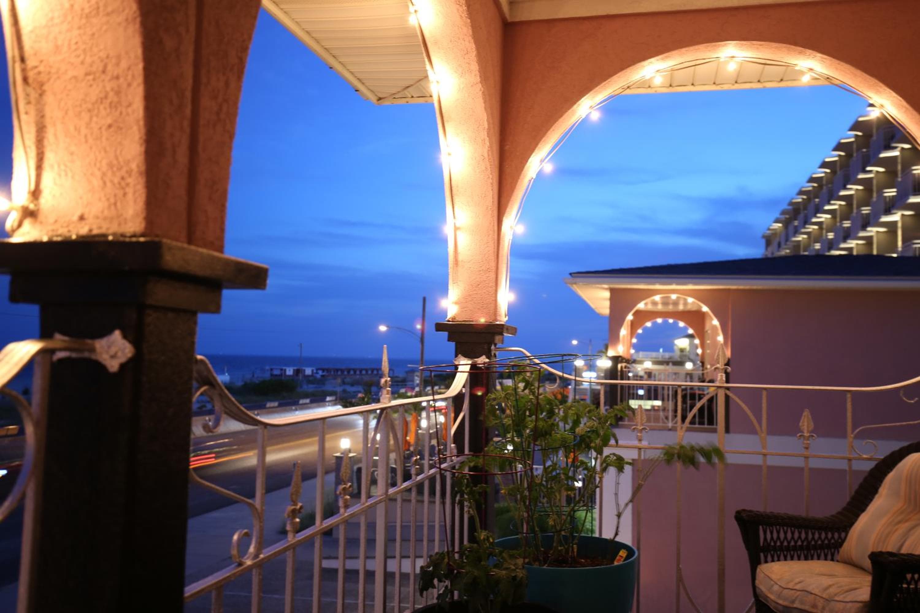 Periwinkle Inn
