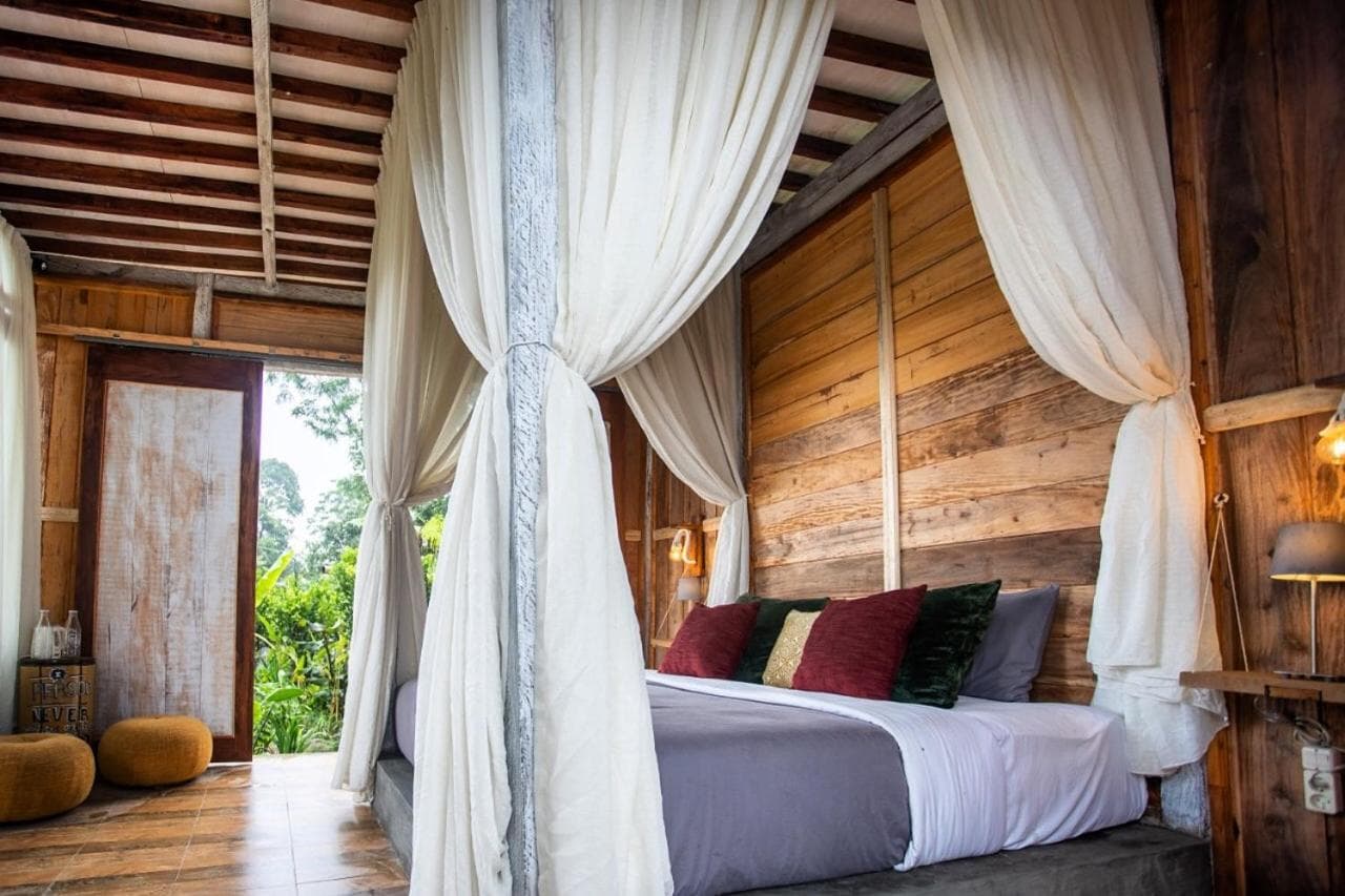 Dkubusalangki Villa