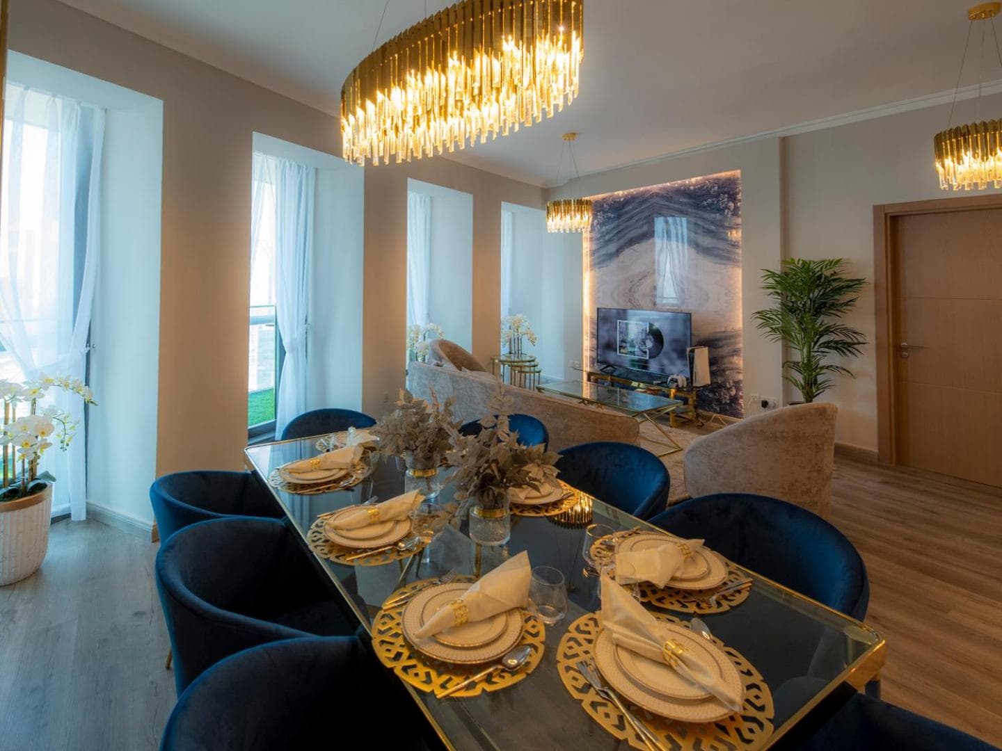 FIRST CLASS 3BR with full DUBAI SKYLINE & SEA view