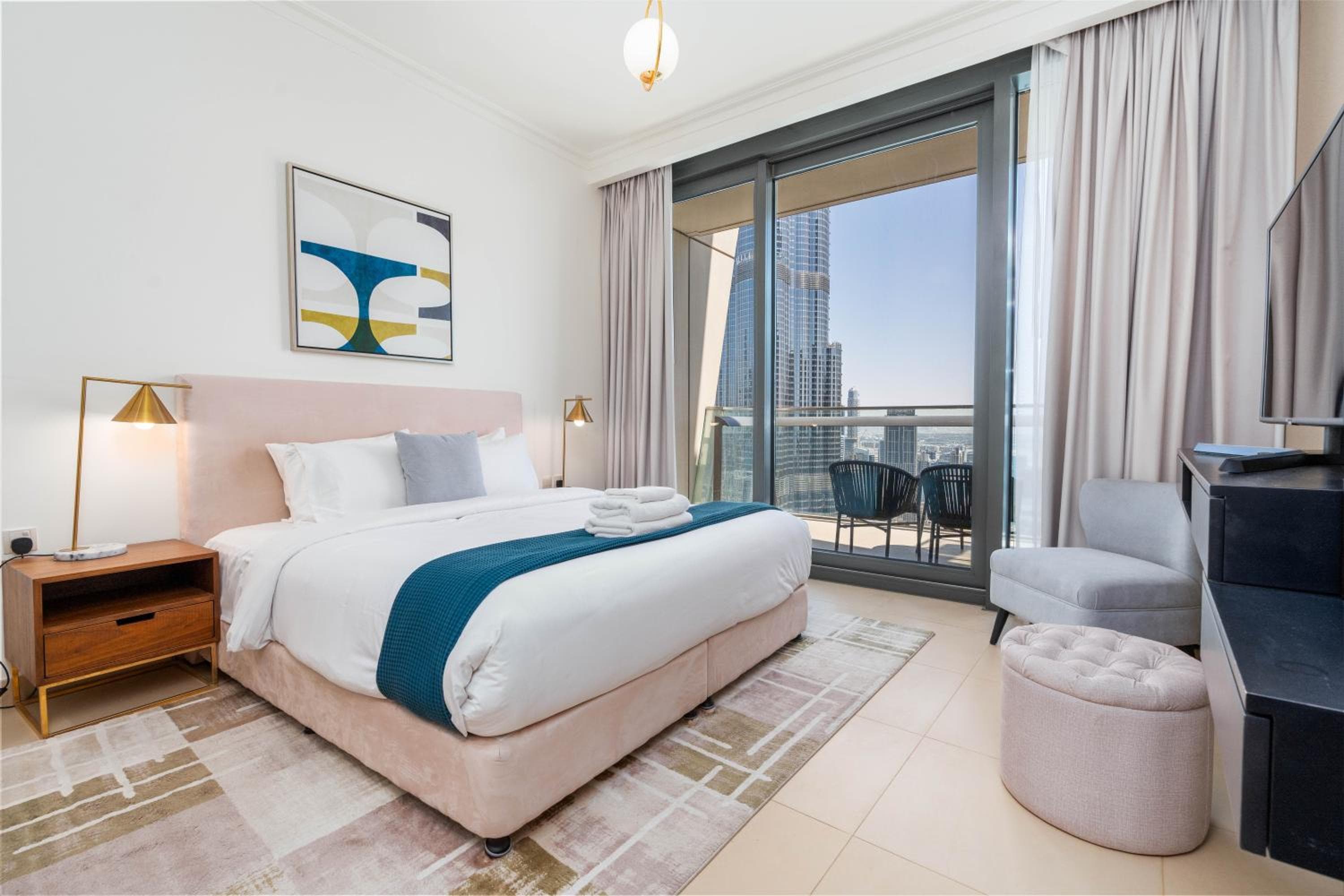 Vacay Lettings - Burj Vista high floor Burj Khalifa & Fountain view