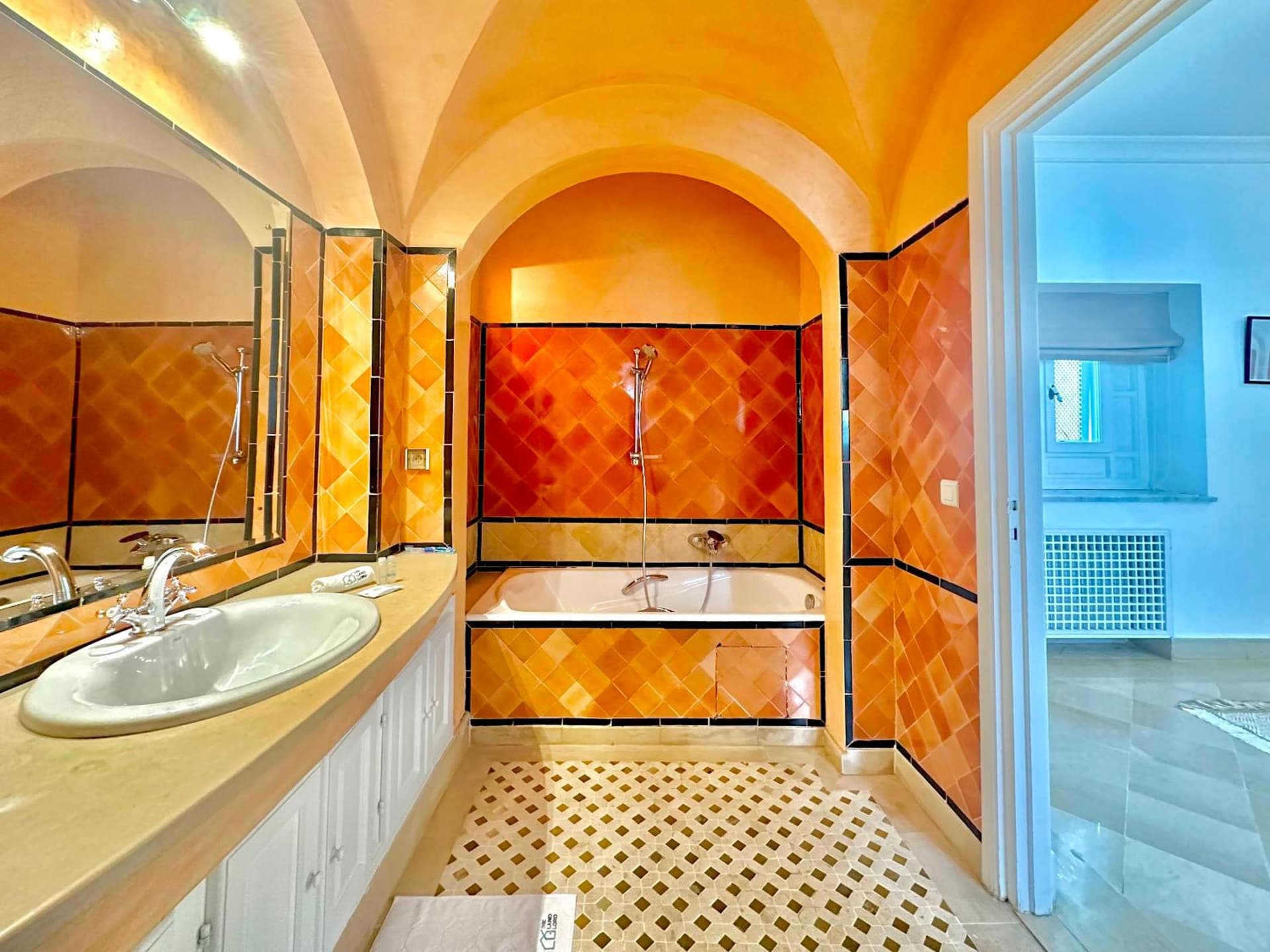 Ultra Luxurious Villa with Breathtaking Views