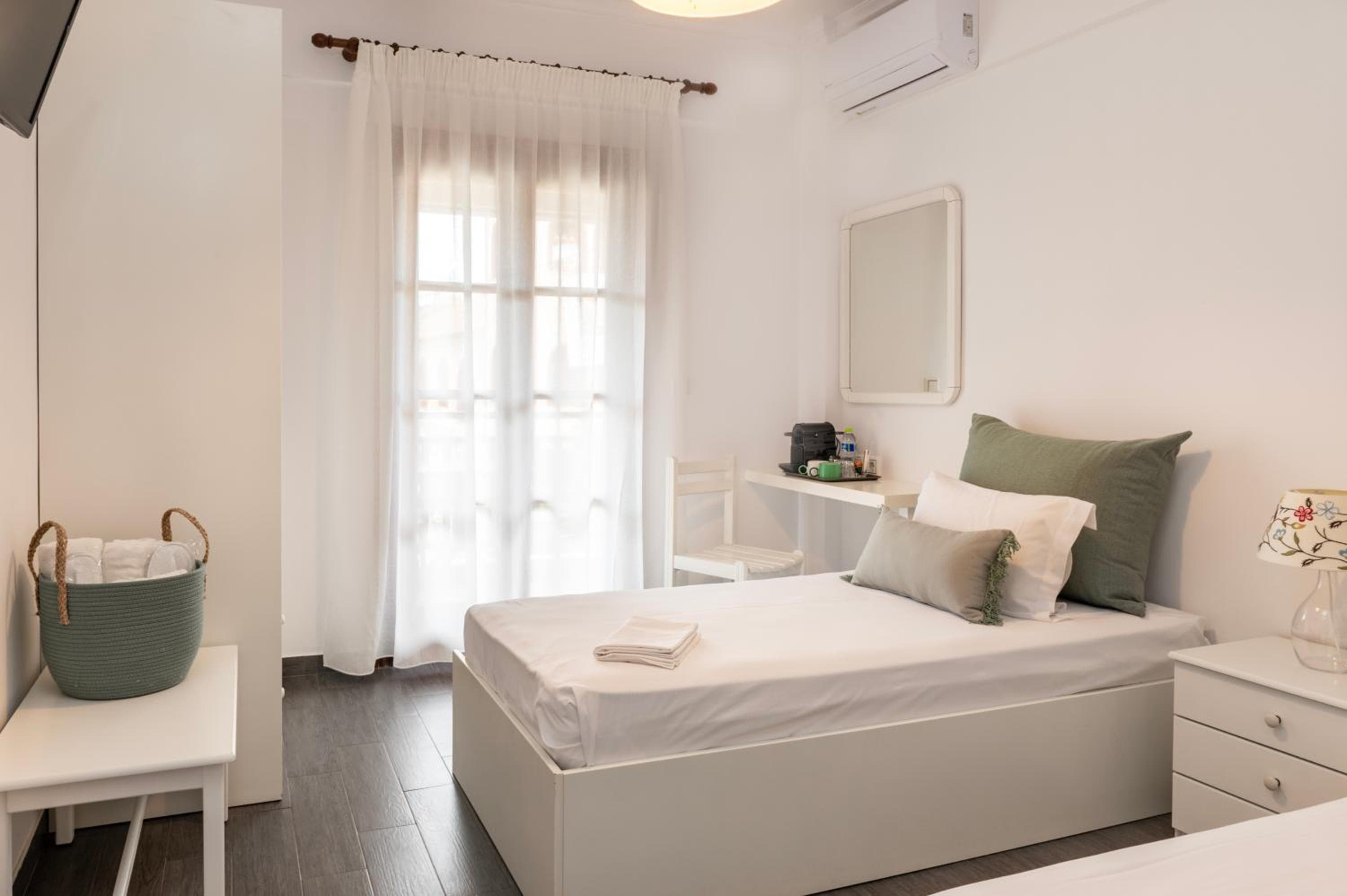 Hotel Theopisti