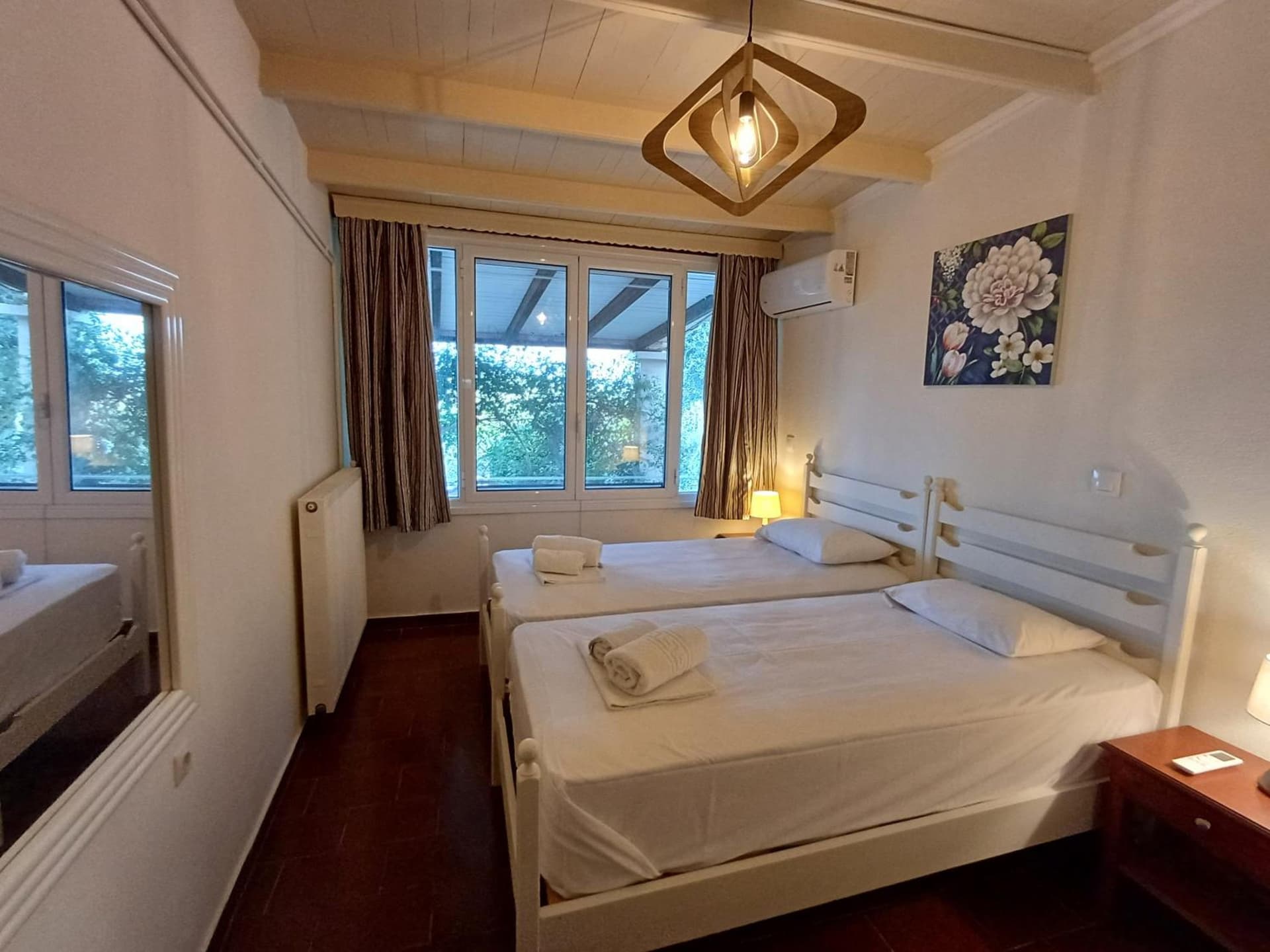 Penelope Apartment Hotel