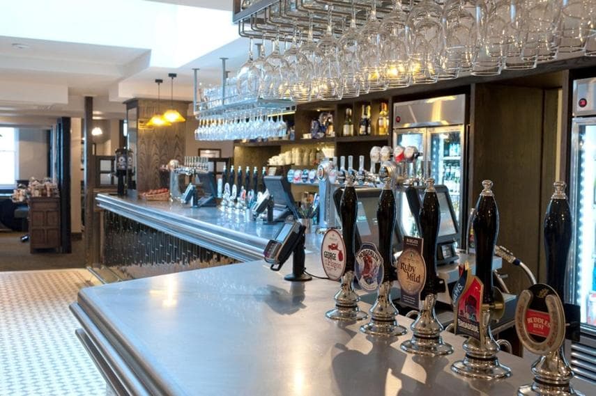 bar