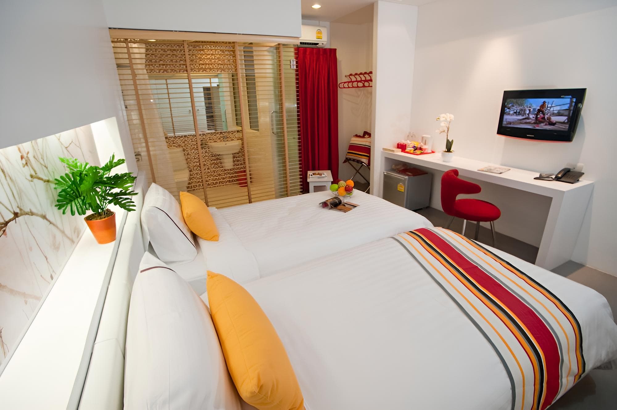 The Gallery Hotel