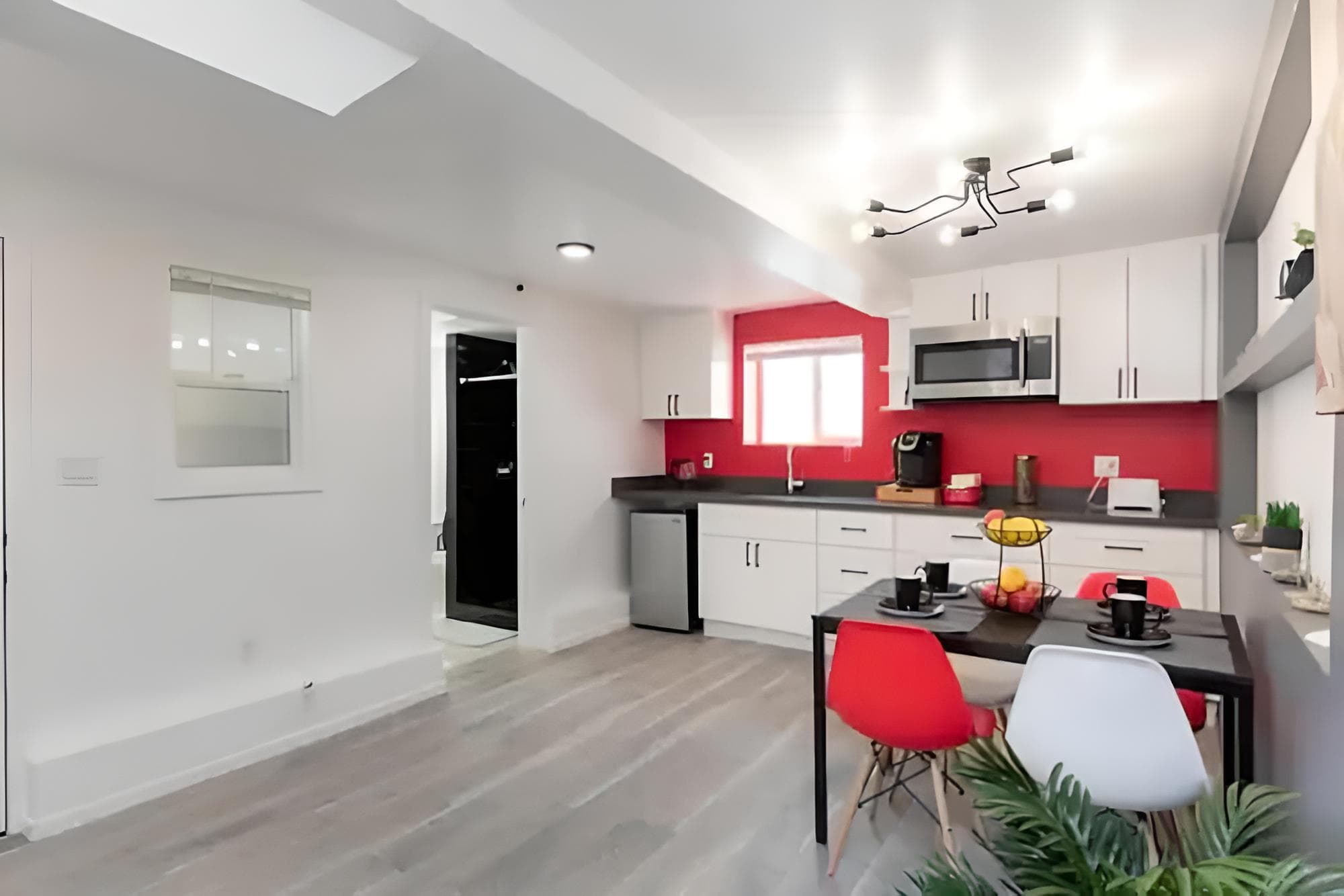 Commercial Homes - Private rooms w Shared bath downtown SFO