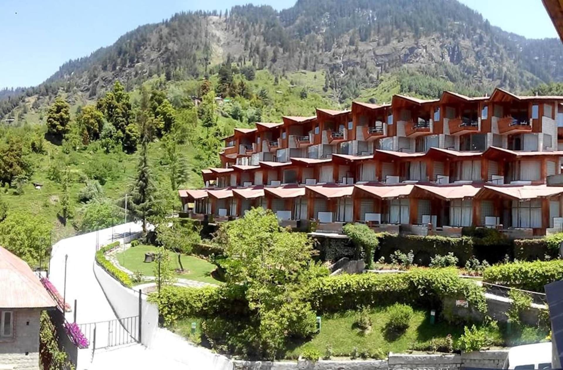 Manuallaya The Resort & Spa