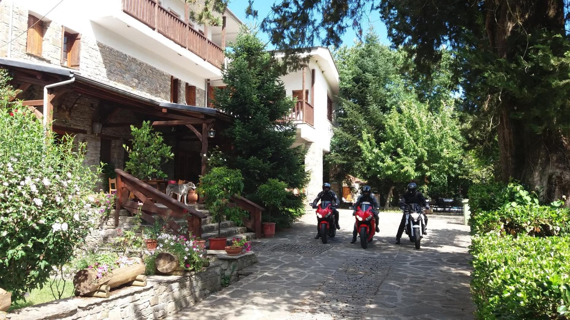 Bourazani Wild Life Resort
