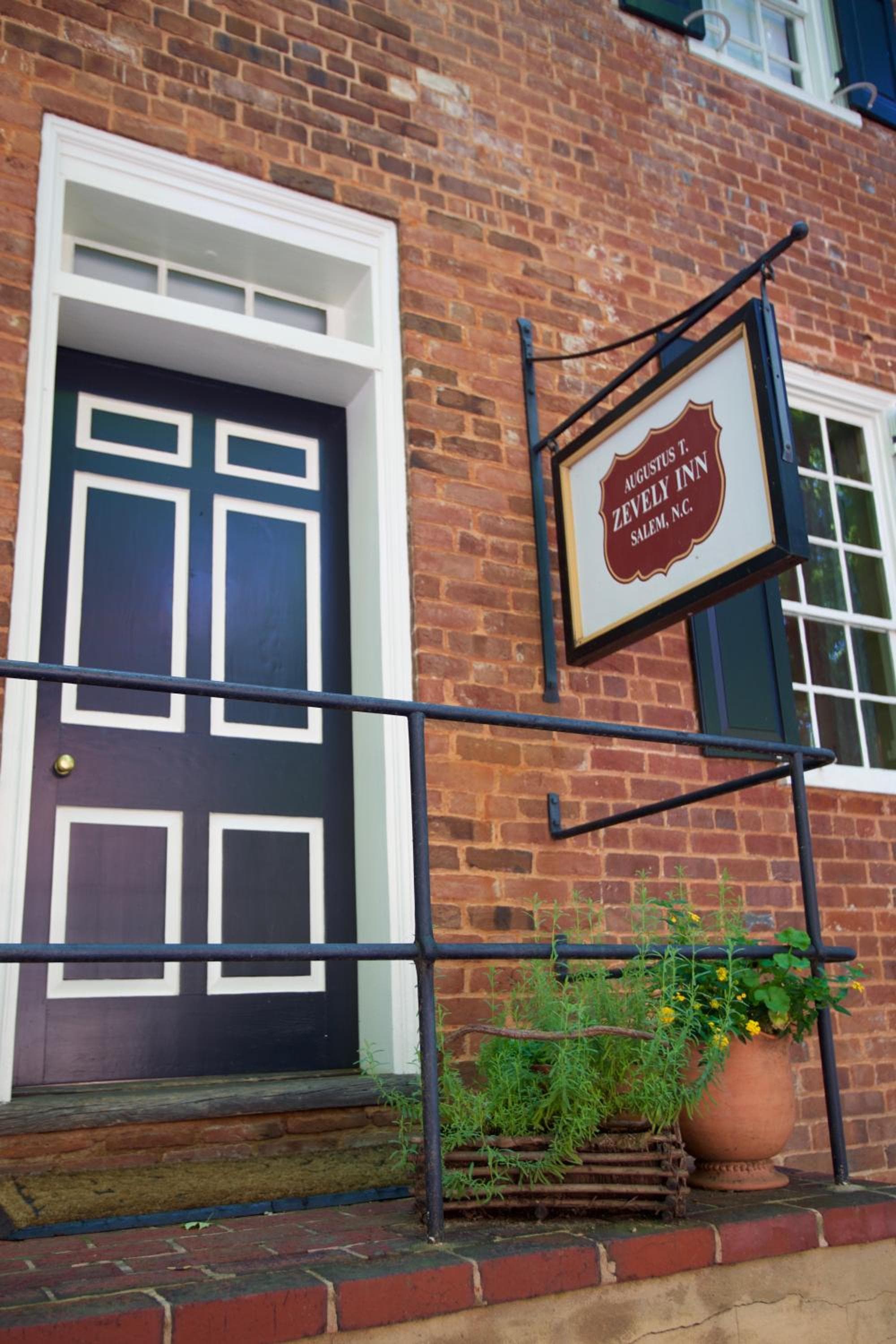 The Zevely Inn