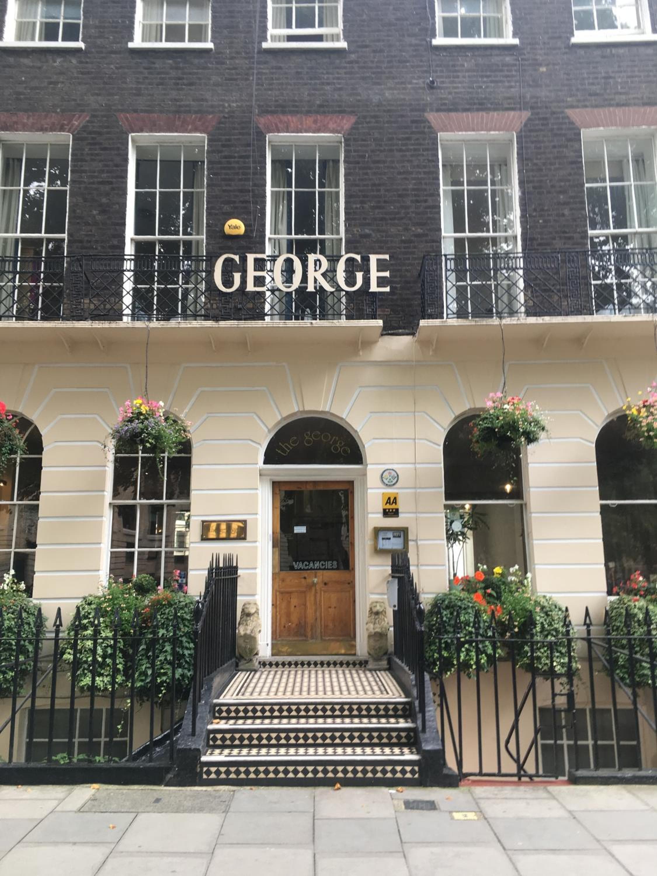 George Hotel