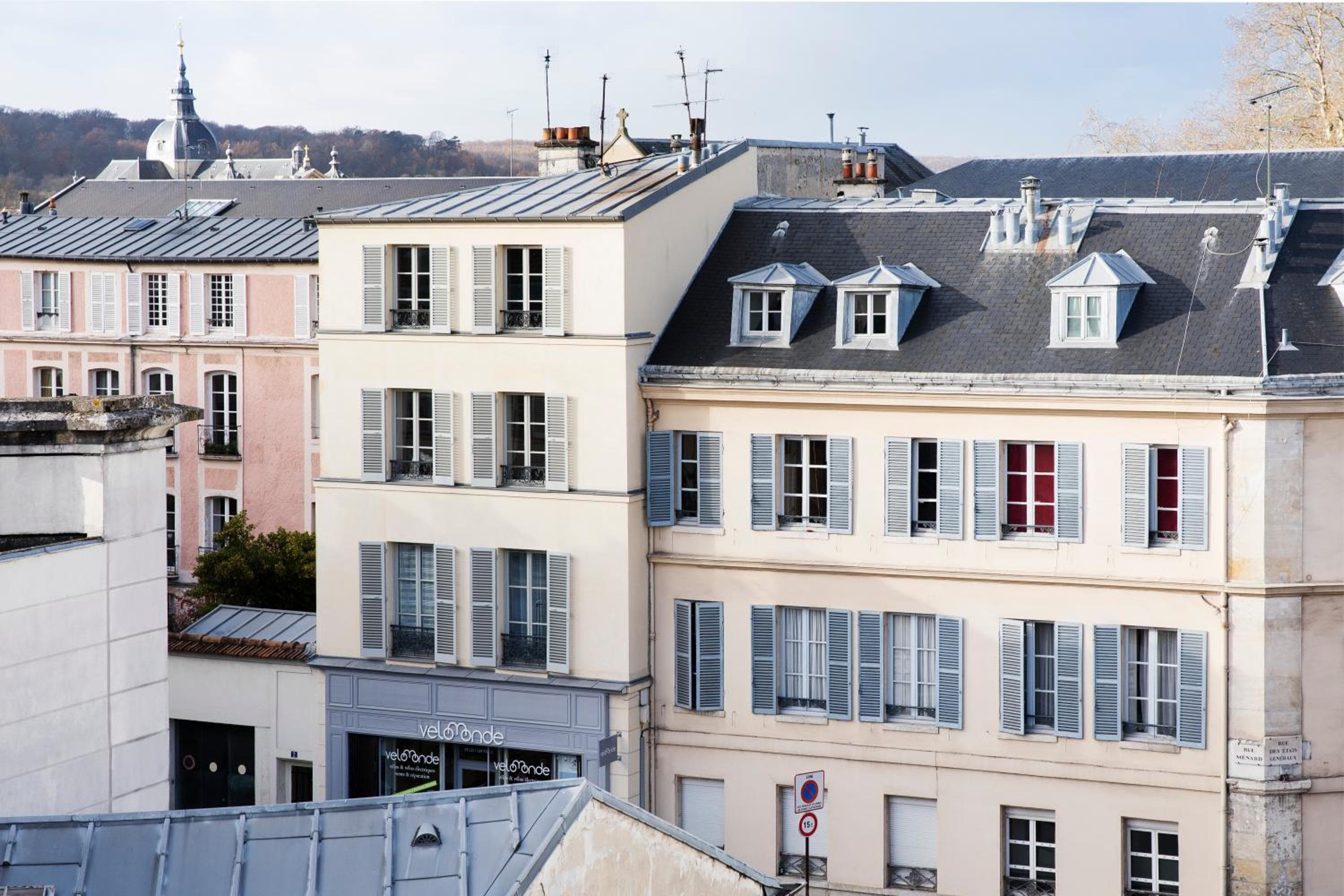 A l'Hôtel Des Roys