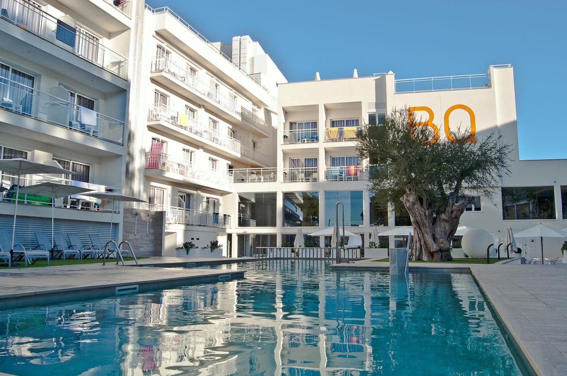 BQ Bulevar Peguera- Adults Only