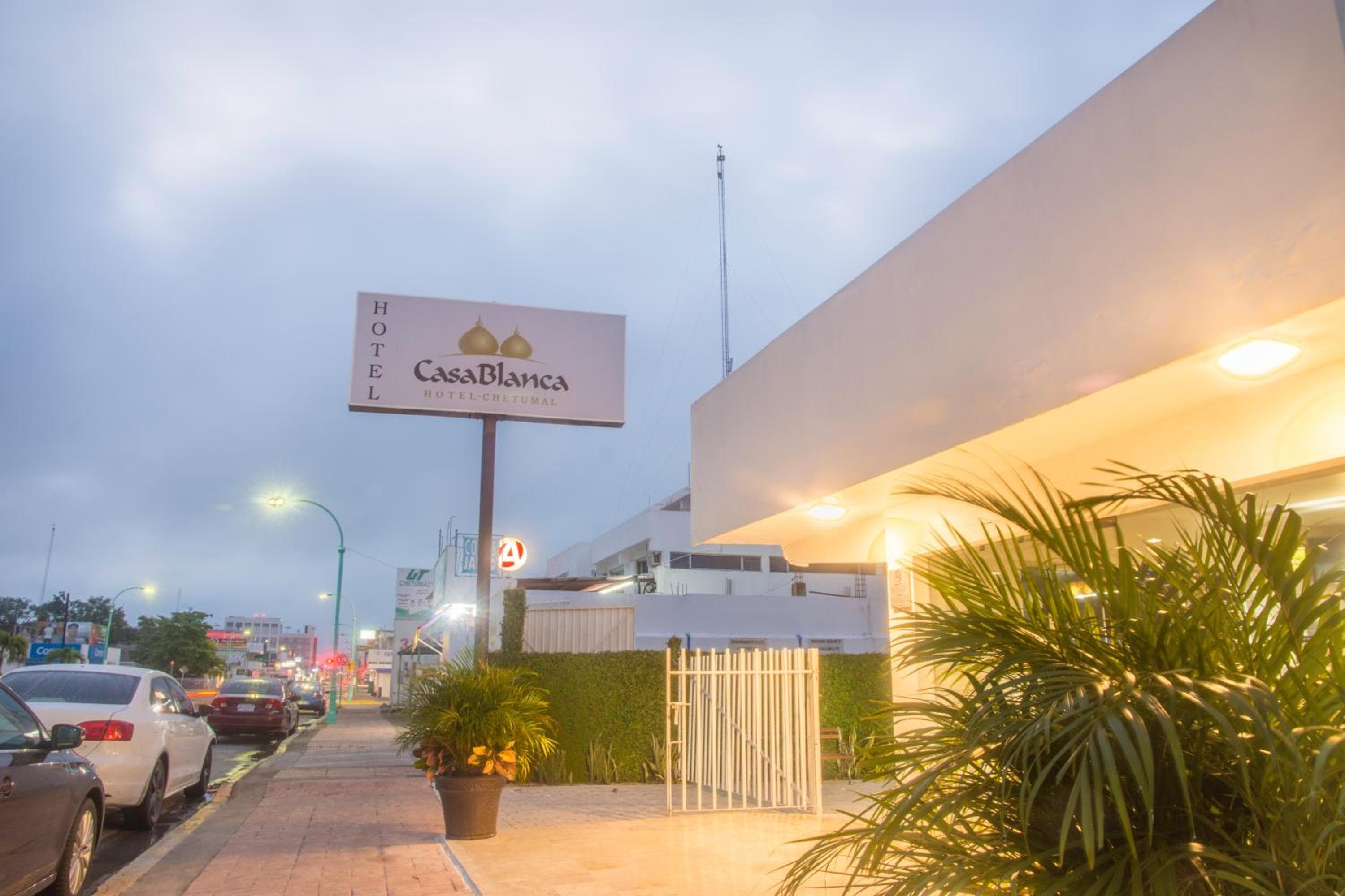 Hotel Casa Blanca