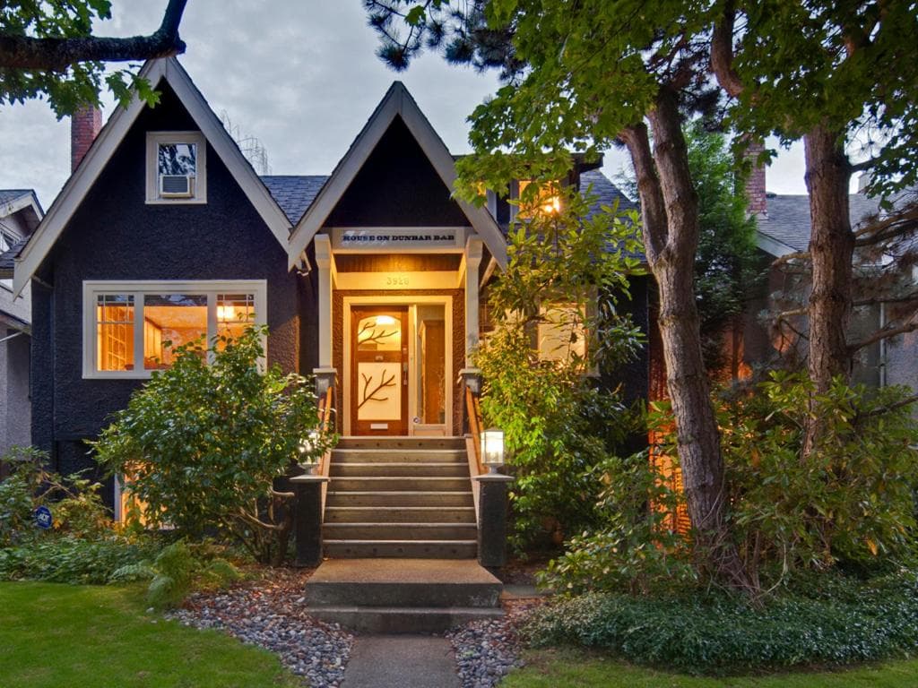 Contemporary Home B&B