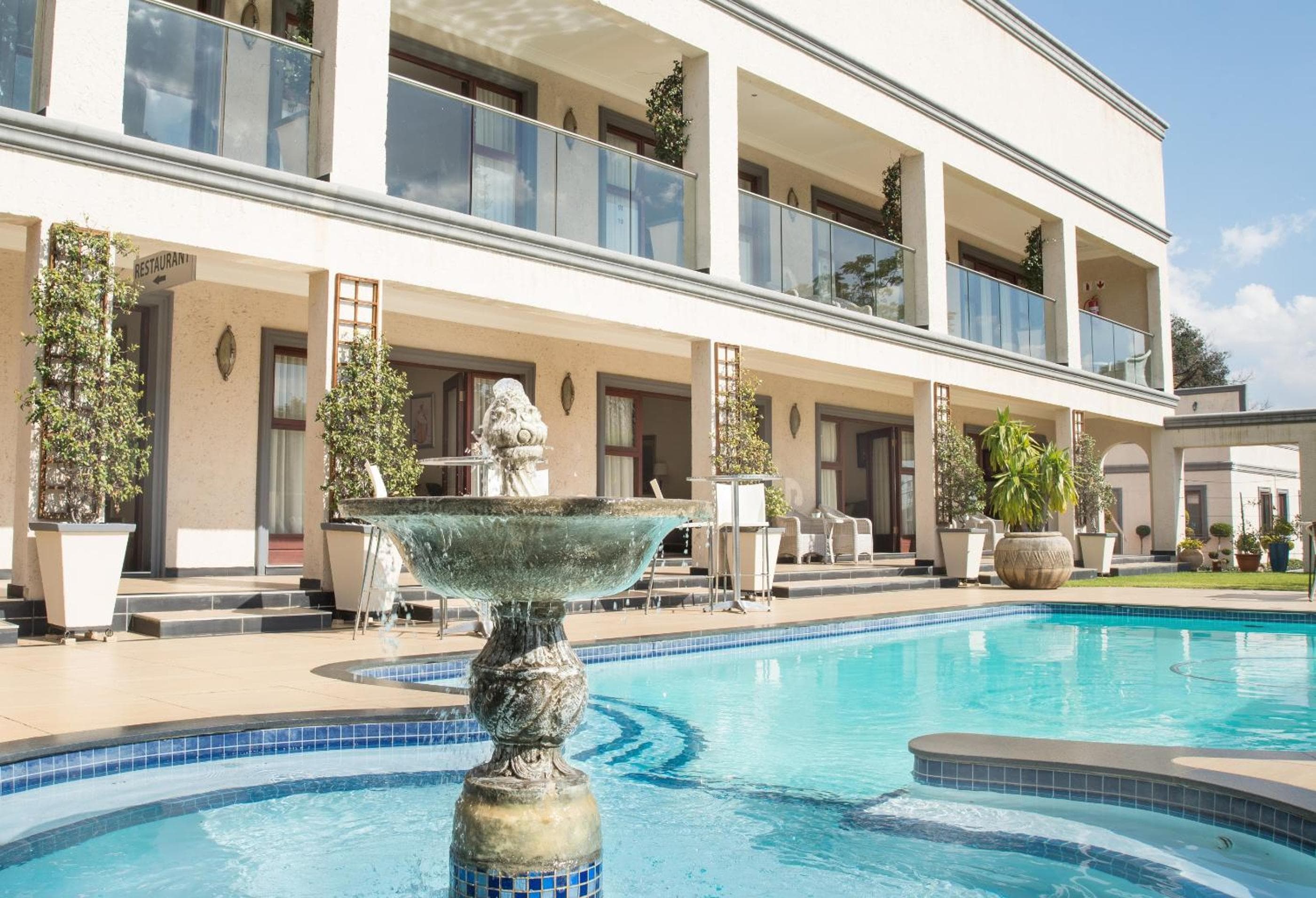 Inn and Out Plus Craighall
