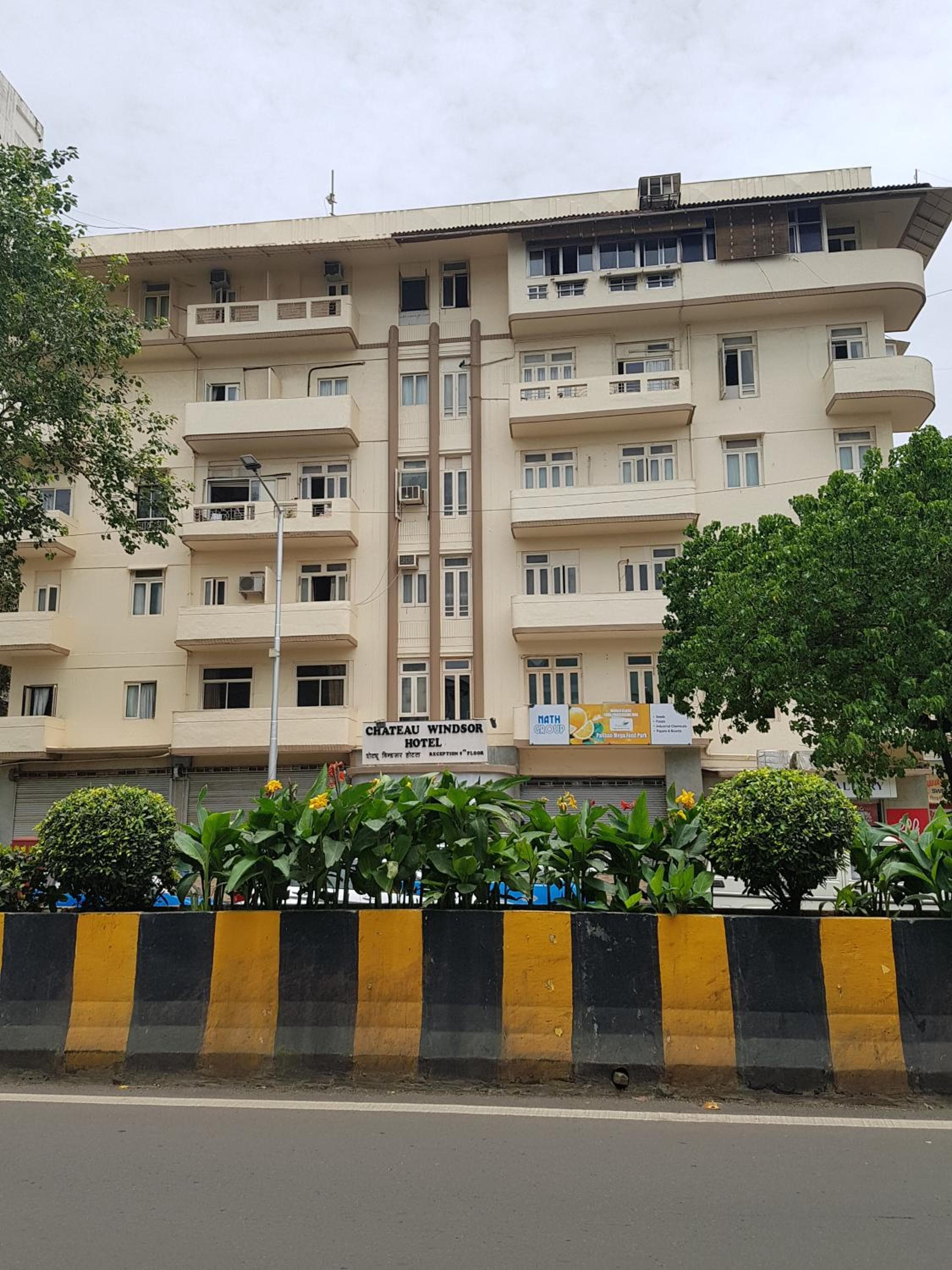 Chateau Windsor Hotel - Marine Drive