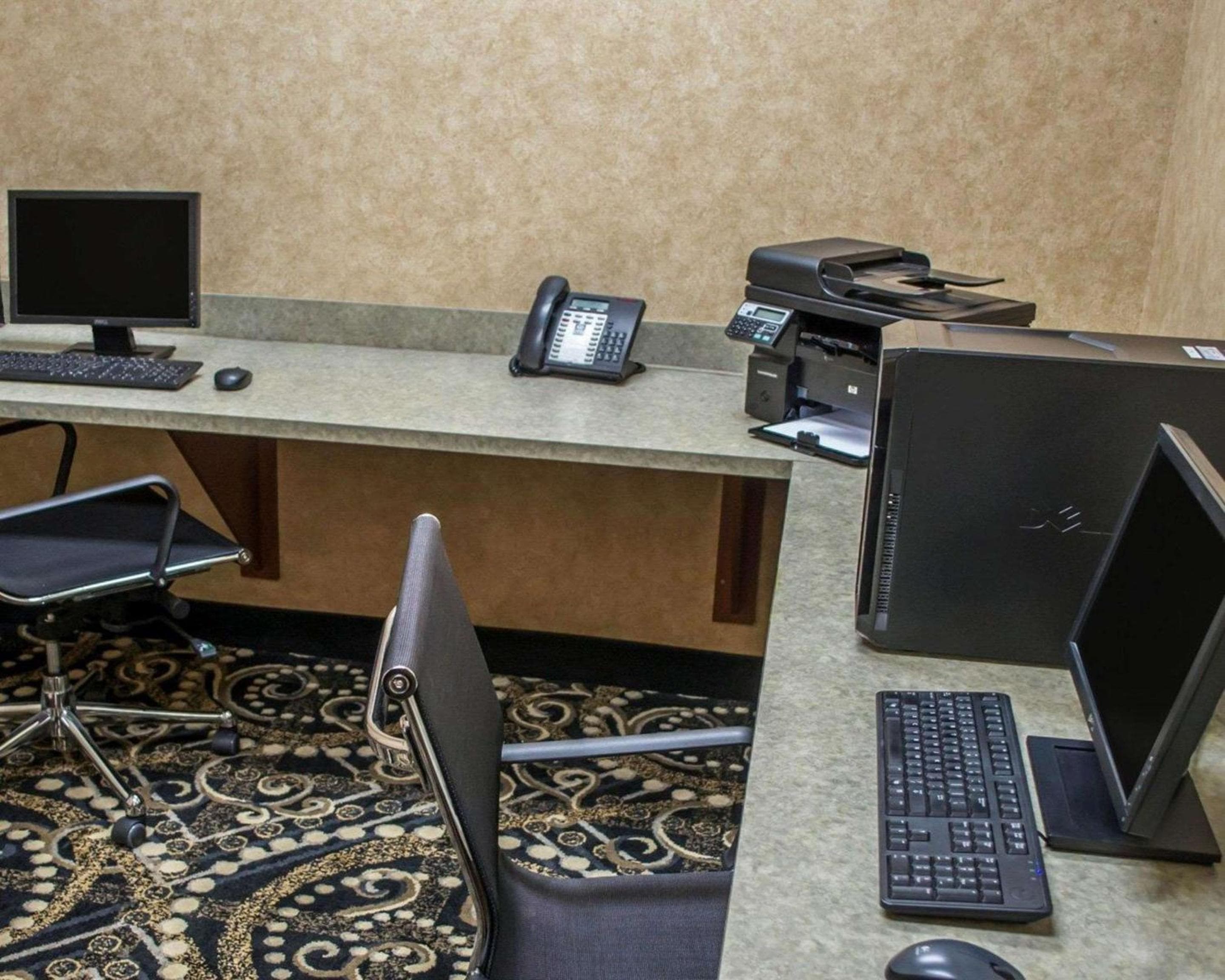 Comfort Suites Portland Southwest