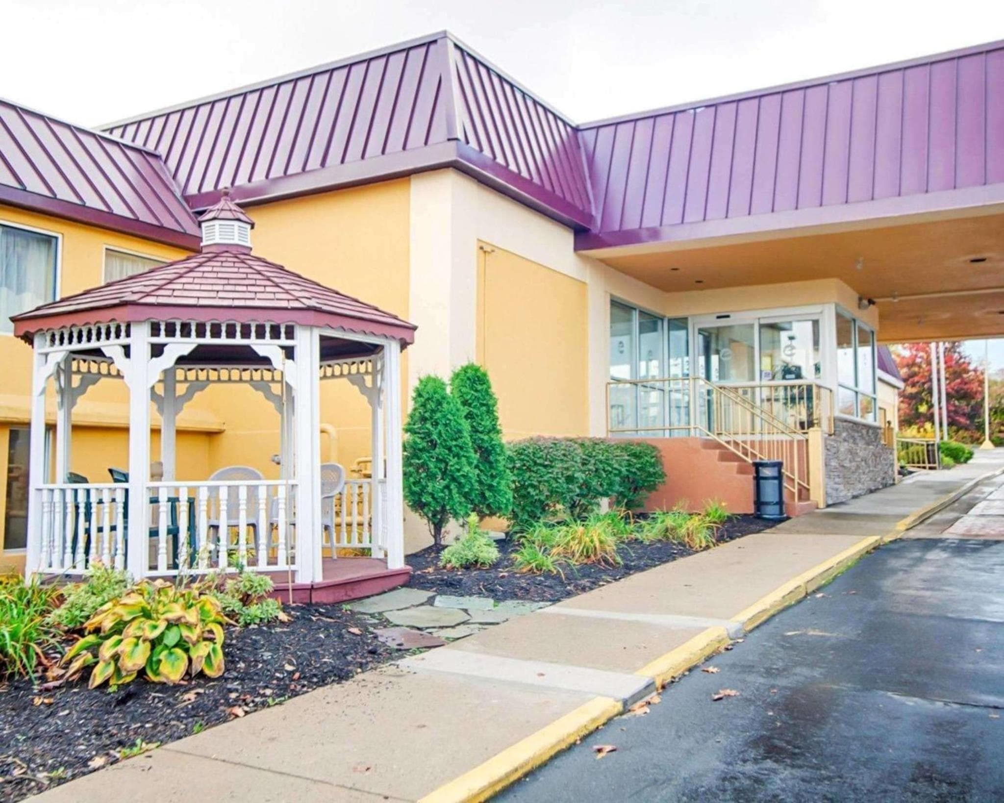 Quality Inn & Suites Syracuse Fairgrounds