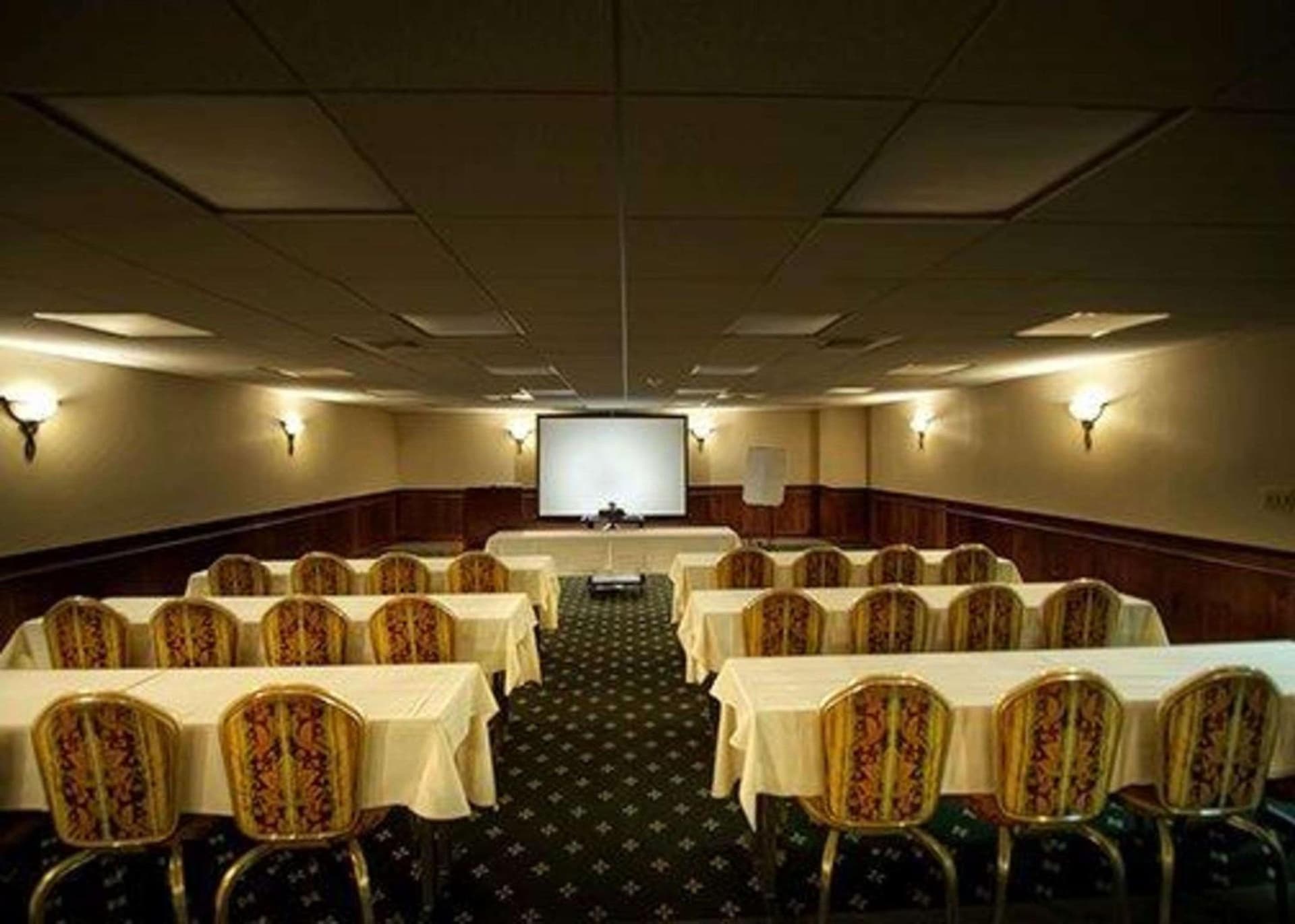 Garden Place Hotel