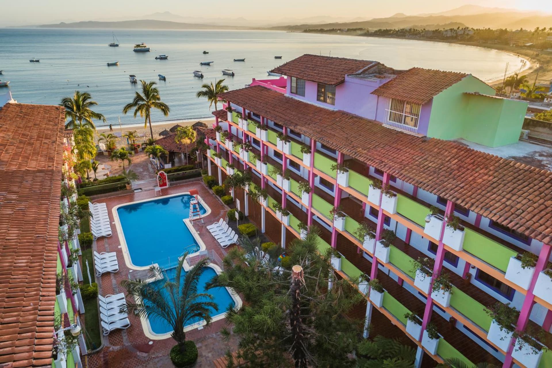 Decameron Los Cocos Guayabitos, Ramada All-Inclusive Resort