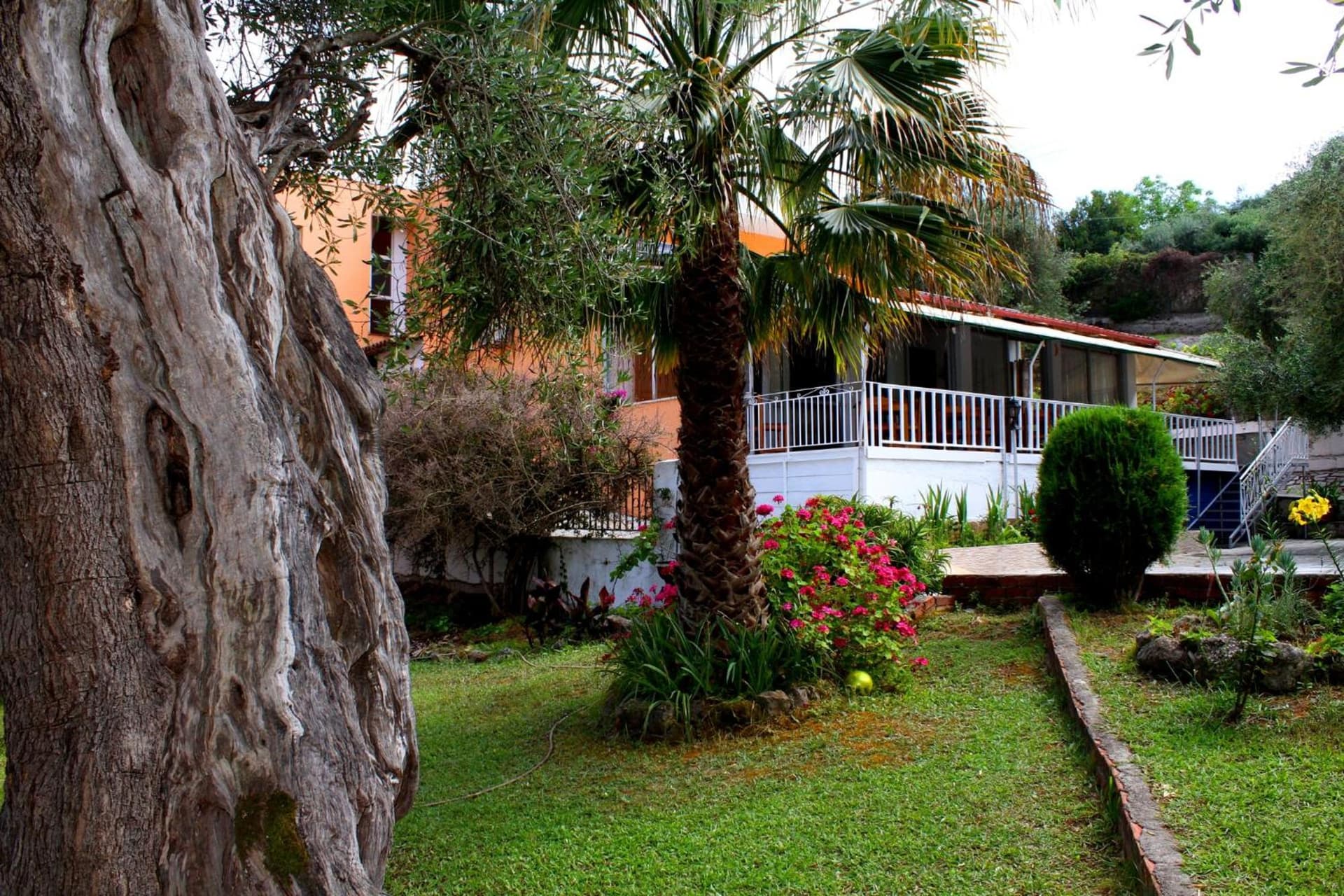 Tina Hotel